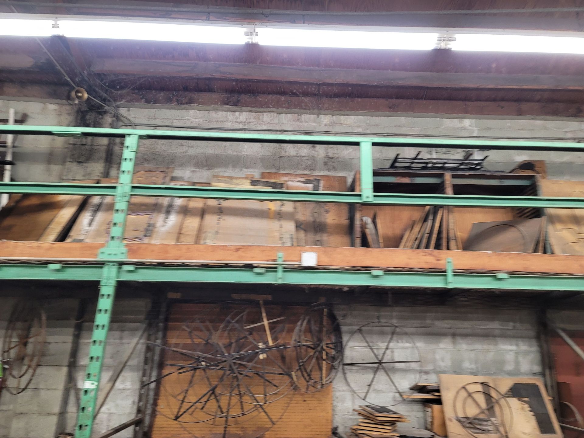 LOT - CONTENTS ONLY OF UPPER AND LOWER SECTIONS OF PALLET RACK/WALKWAY, SEE PICTURES - Image 8 of 9