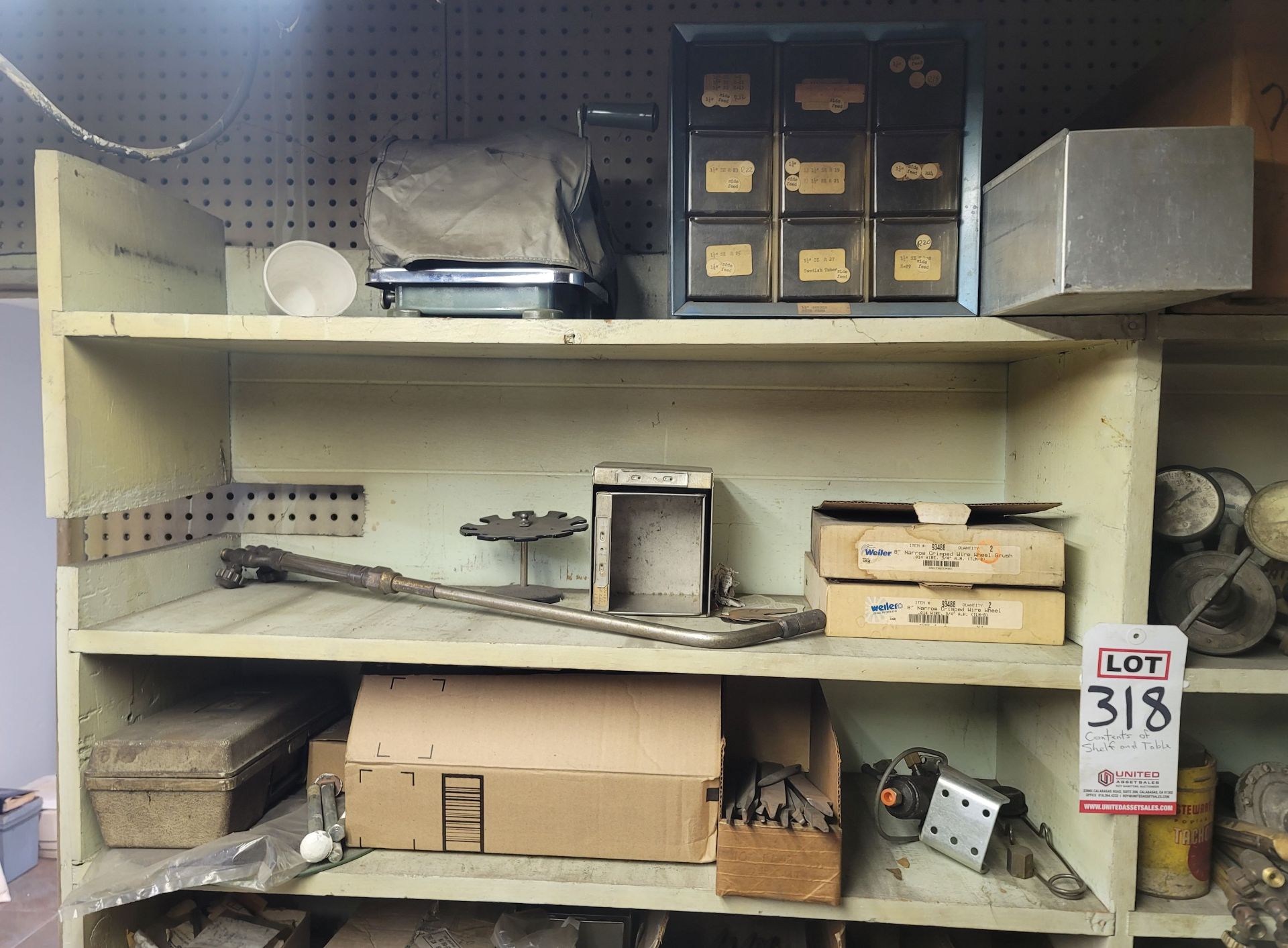 LOT - CONTENTS OF SHELF: WELDING SUPPLIES, SPEED CHUCKS, FILES, HAND TOOLS - Image 4 of 6