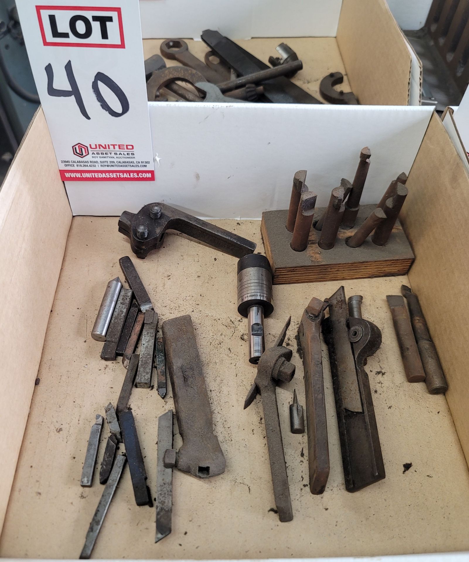 LOT - LATHE TOOLING