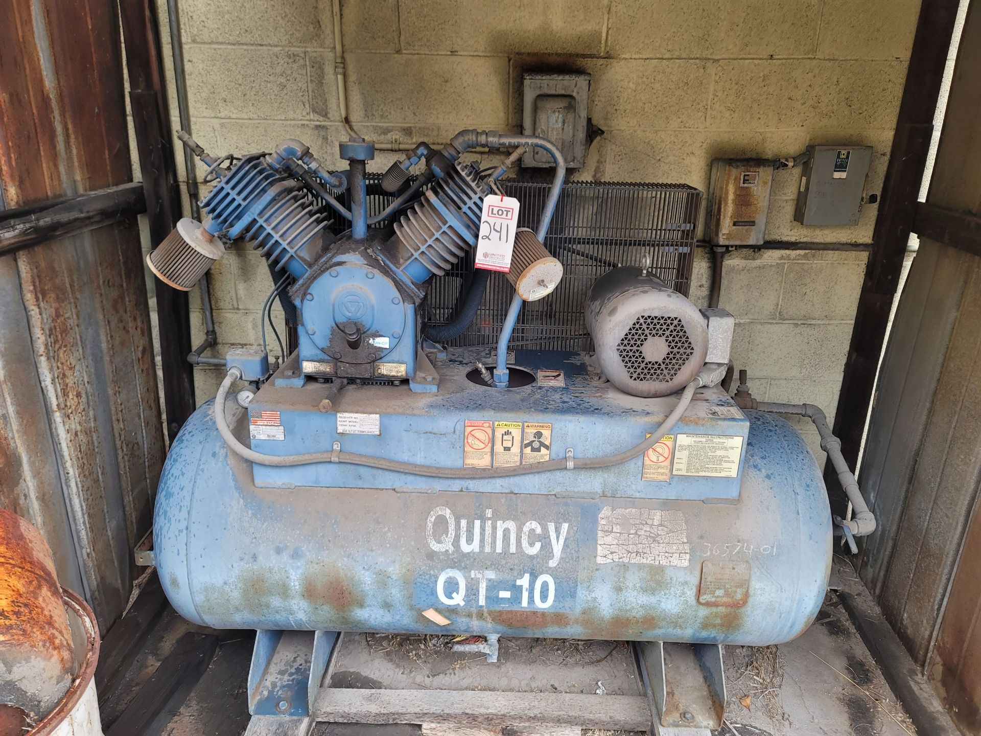 QUINCY AIR COMPRESSOR, MODEL QT-10