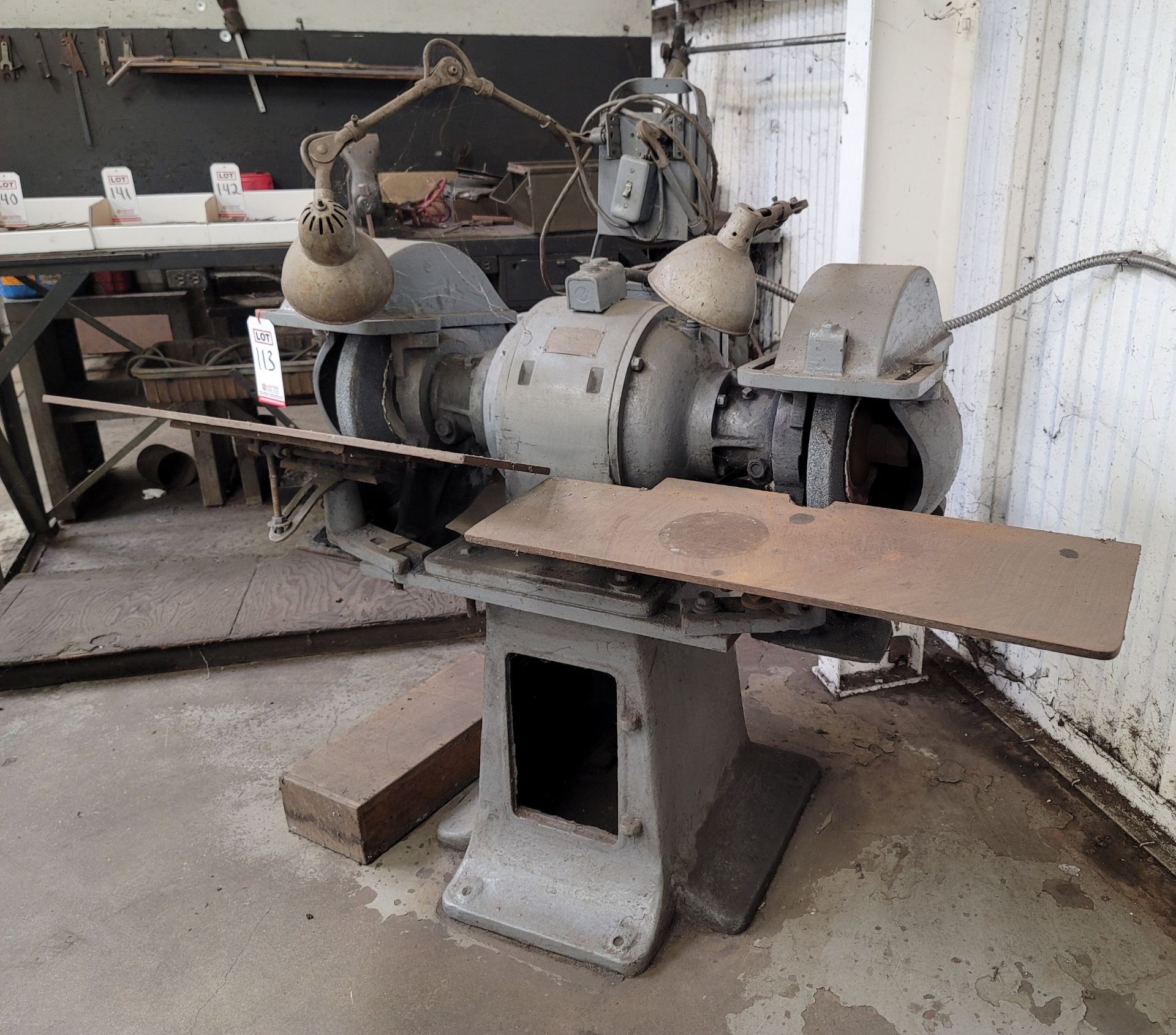 U.S. ELECTRICAL TOOL CO. DOUBLE END GRINDER, MODEL 20 - Image 3 of 3