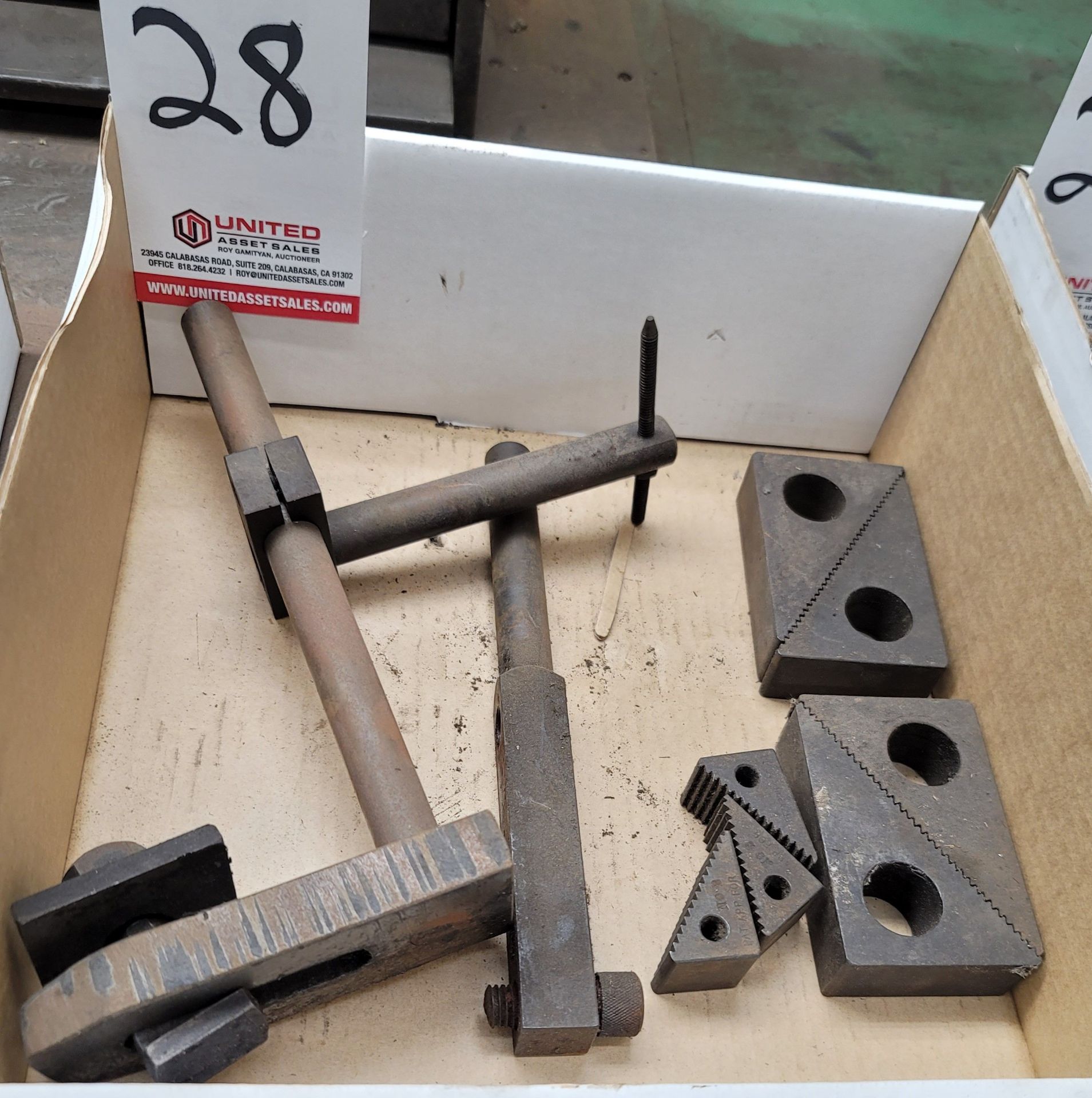 LOT - VISE STOPS AND STEP BLOCKS
