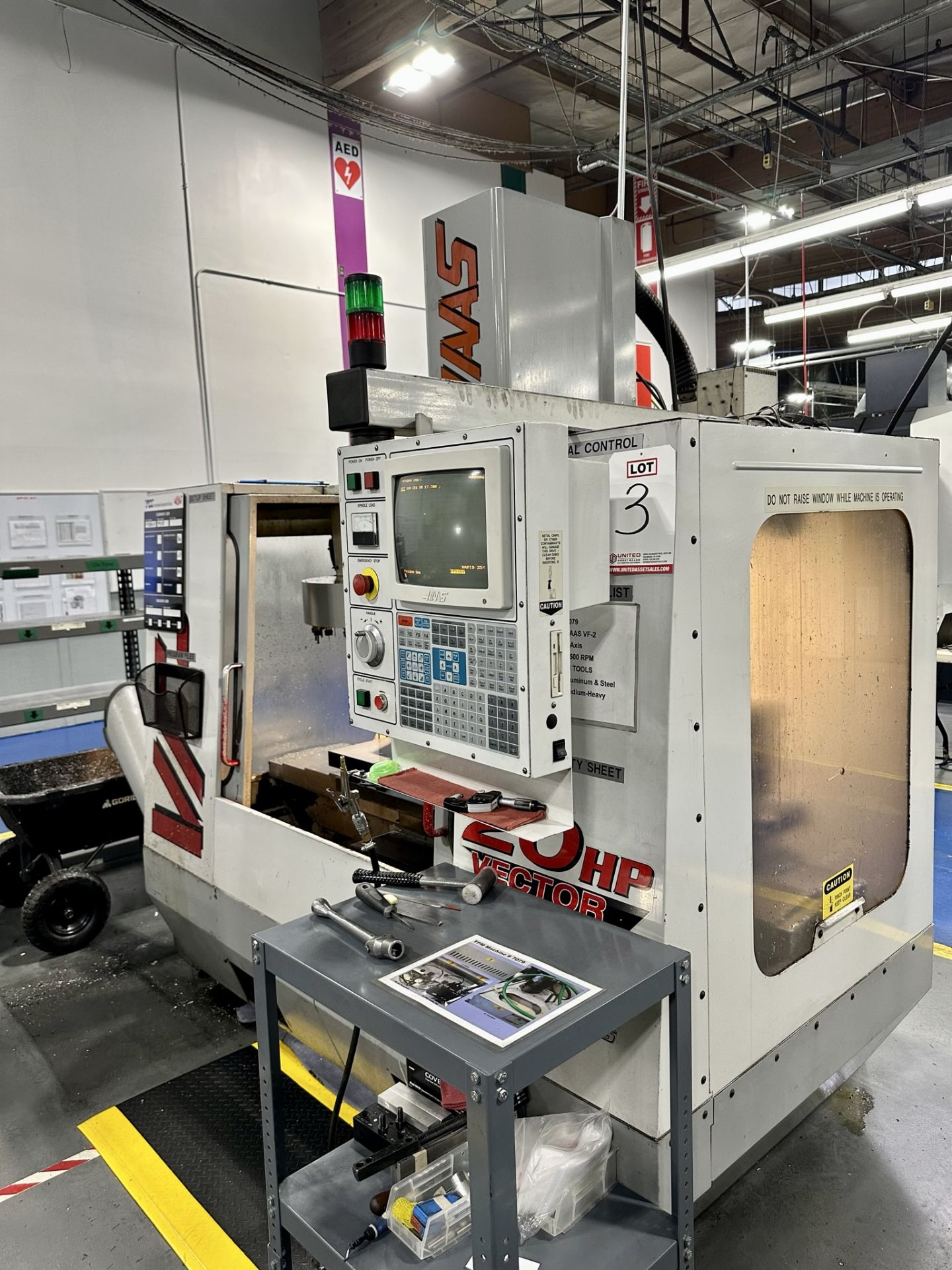 1999 HAAS VF-2 VERTICAL MACHINING CENTER, XYZ TRAVELS: 30" X 16" X 20", 36" X 14" TABLE, 20 HP, 7, - Image 5 of 20