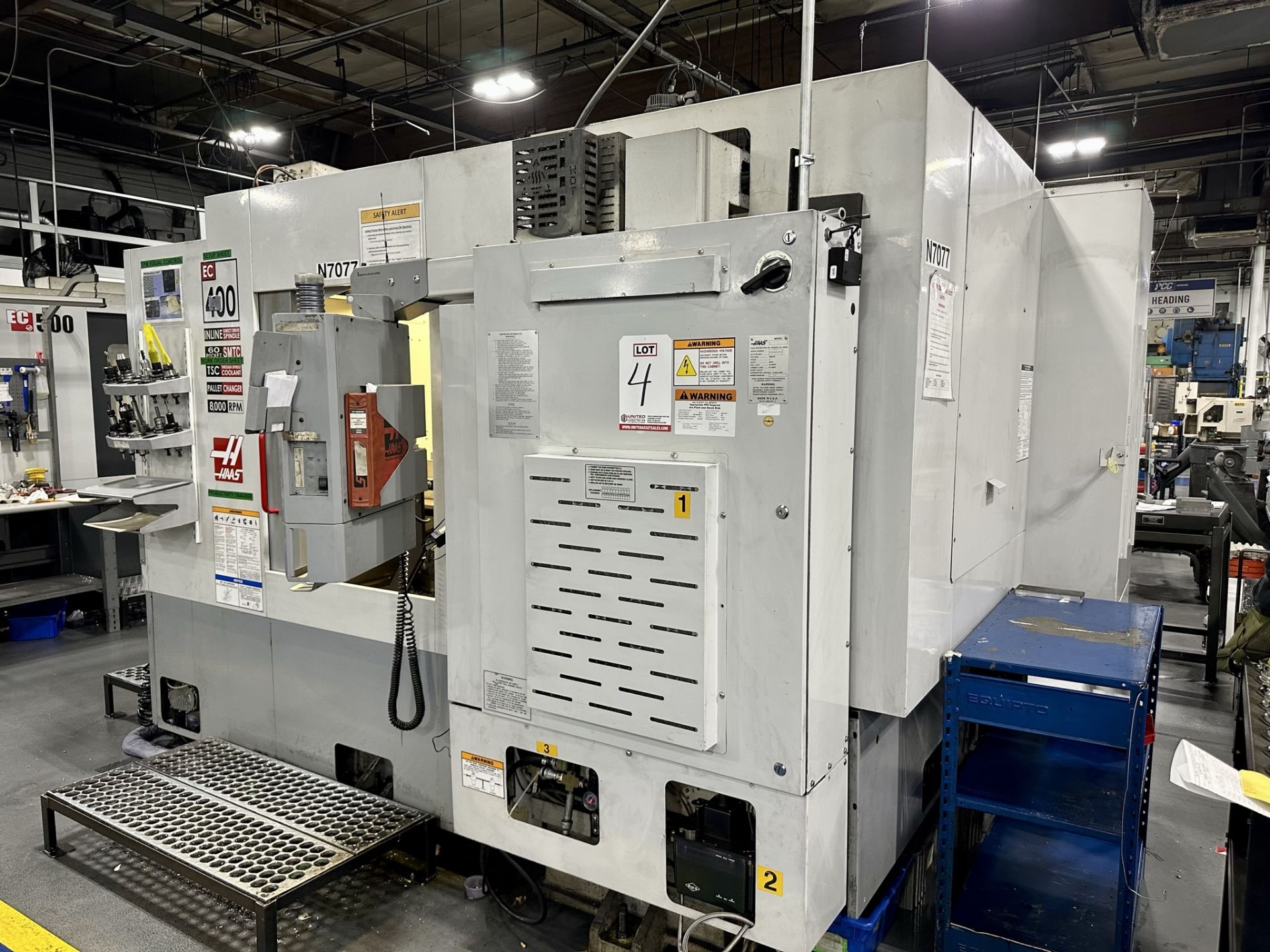 2005 HAAS EC400-4AX HORIZONTAL MACHINING CENTER, FULL 4TH AXIS, XYZ TRAVELS: 20'' X 20'' X 20'', - Image 7 of 40