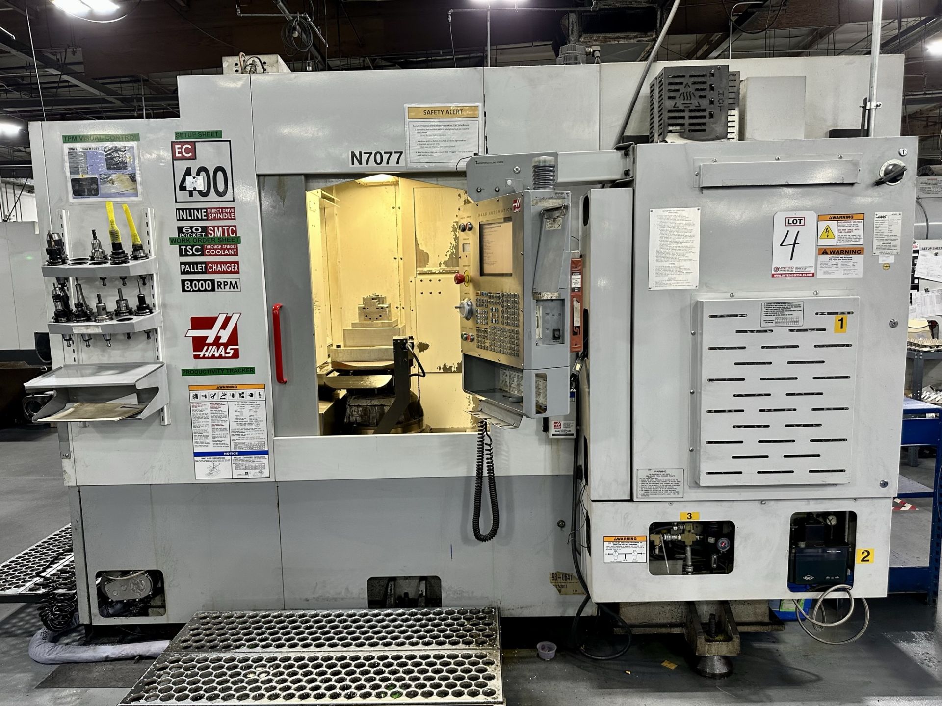 2005 HAAS EC400-4AX HORIZONTAL MACHINING CENTER, FULL 4TH AXIS, XYZ TRAVELS: 20'' X 20'' X 20'', - Image 30 of 40