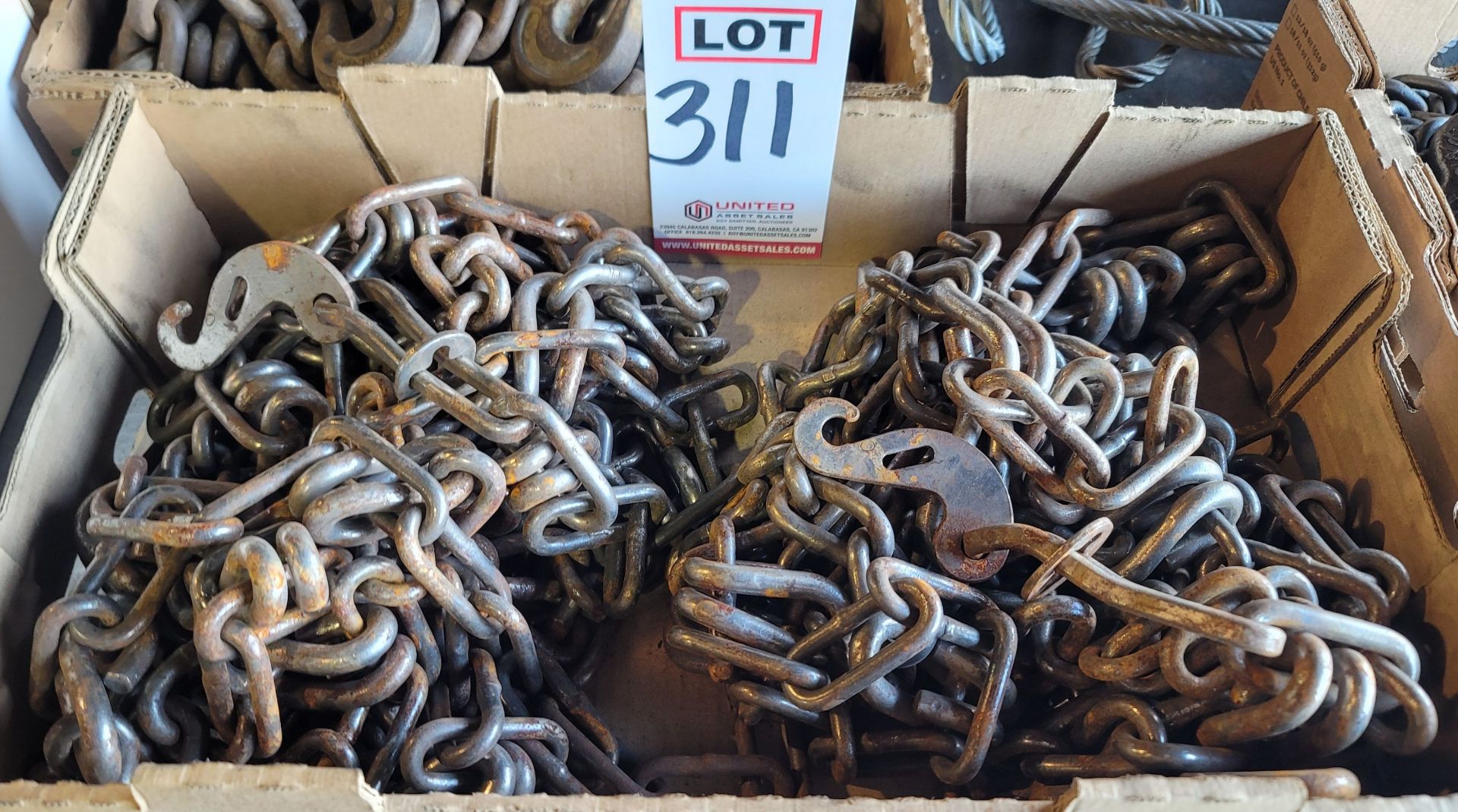 LOT - (2) TIRE CHAINS, FOR A FORD F250 LATE MODEL PICKUP