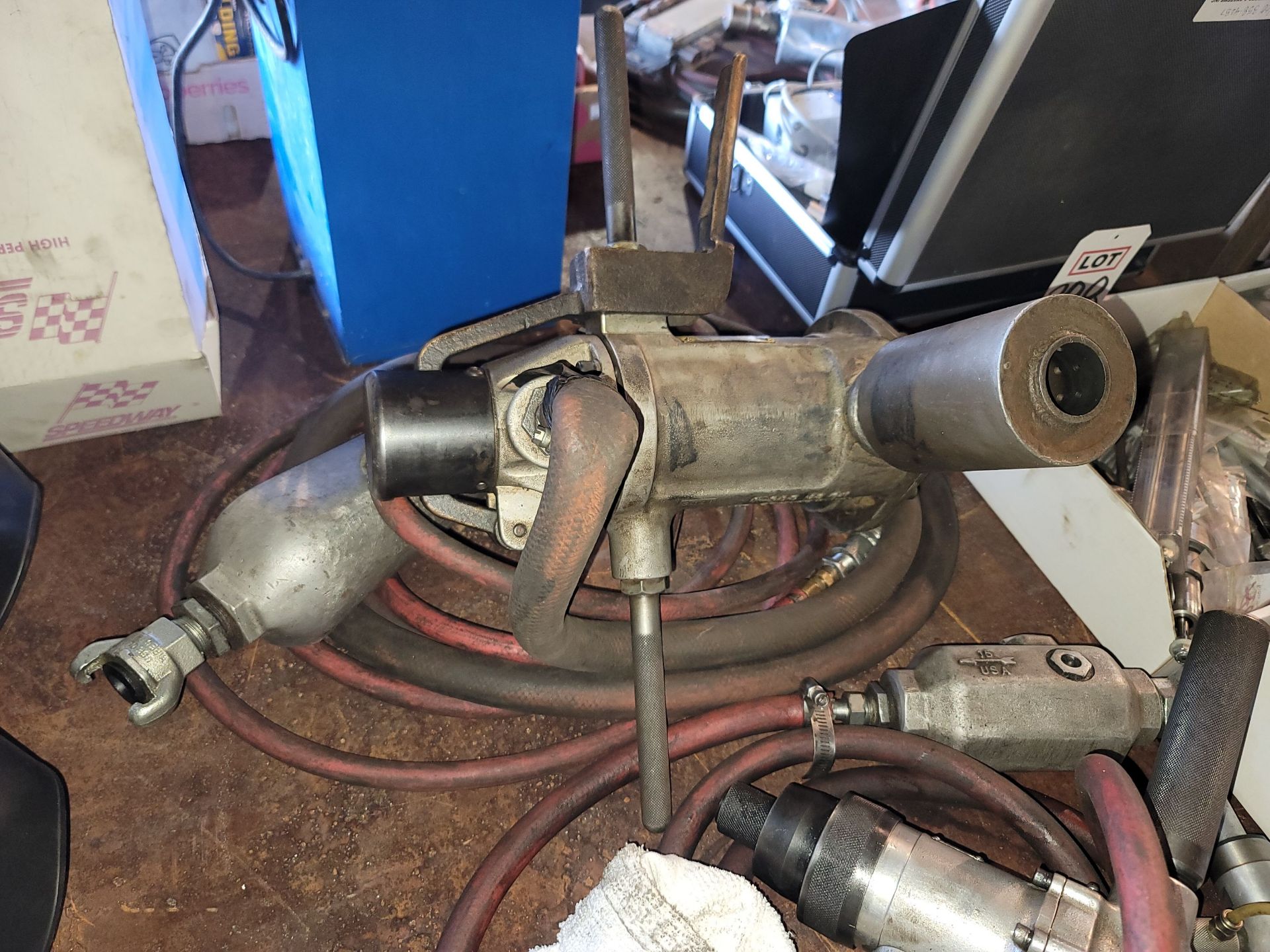 LOT - (2) AIRETOOL TUBE CLEANING MACHINES AND ACCESSORIES, MODEL CC-375-1200, AND MODEL 1050-400, - Image 2 of 6