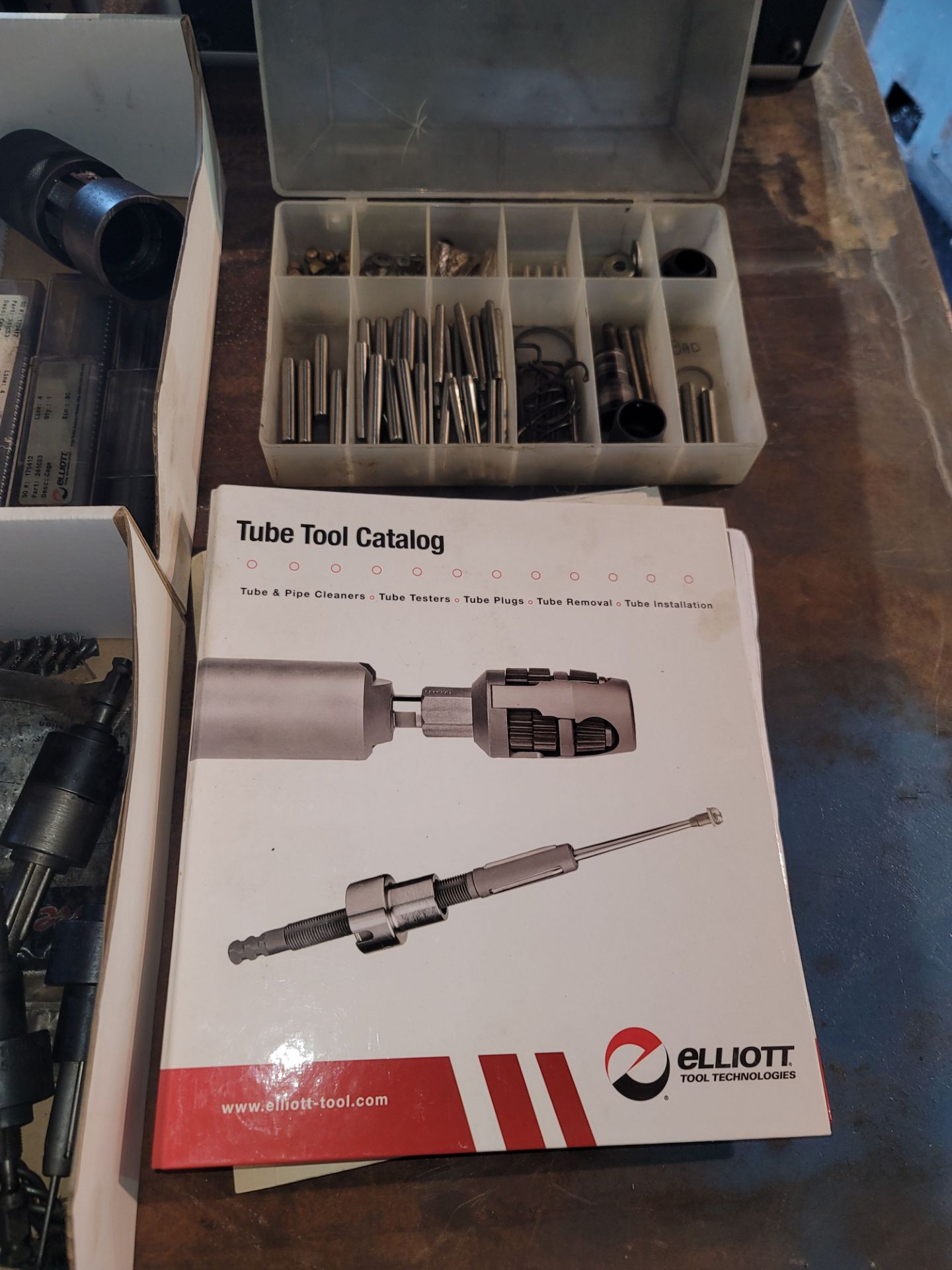 LOT - (2) AIRETOOL TUBE CLEANING MACHINES AND ACCESSORIES, MODEL CC-375-1200, AND MODEL 1050-400, - Image 6 of 6