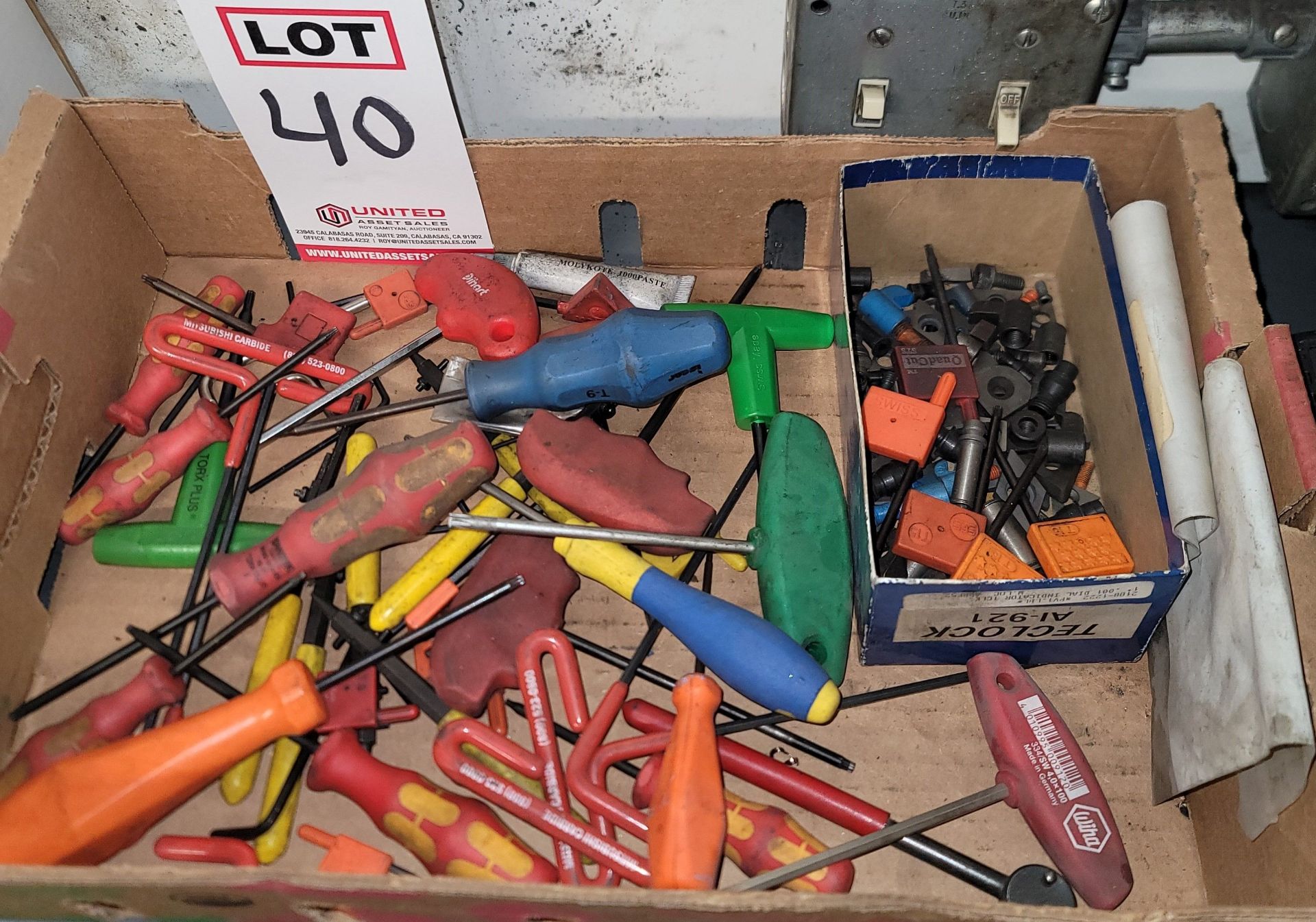 LOT - SMALL TORX WRENCHES, ETC. FOR INSERT TOOLING