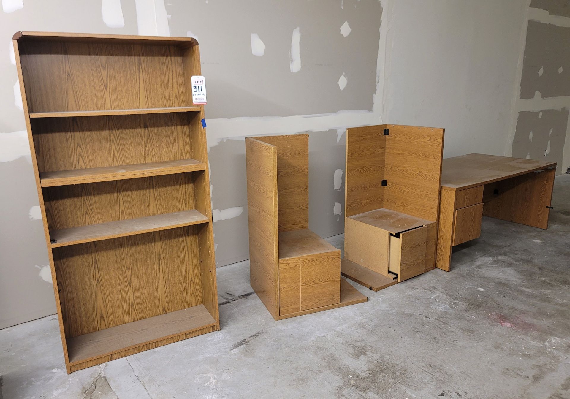 LOT - (6) PIECES OF WOOD OFFICE FURNITURE