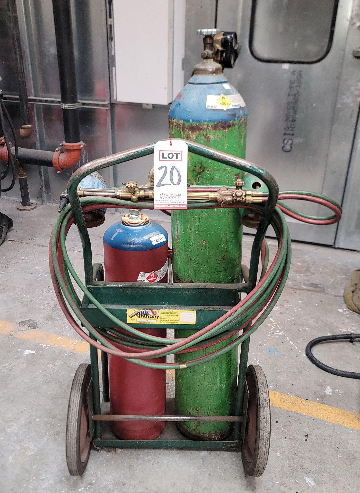 OXY-ACETYLENE CART W/ VICTOR CUTTING TORCH, HOSES, REGULATORS, GAS CYLINDERS NOT INCLUDED