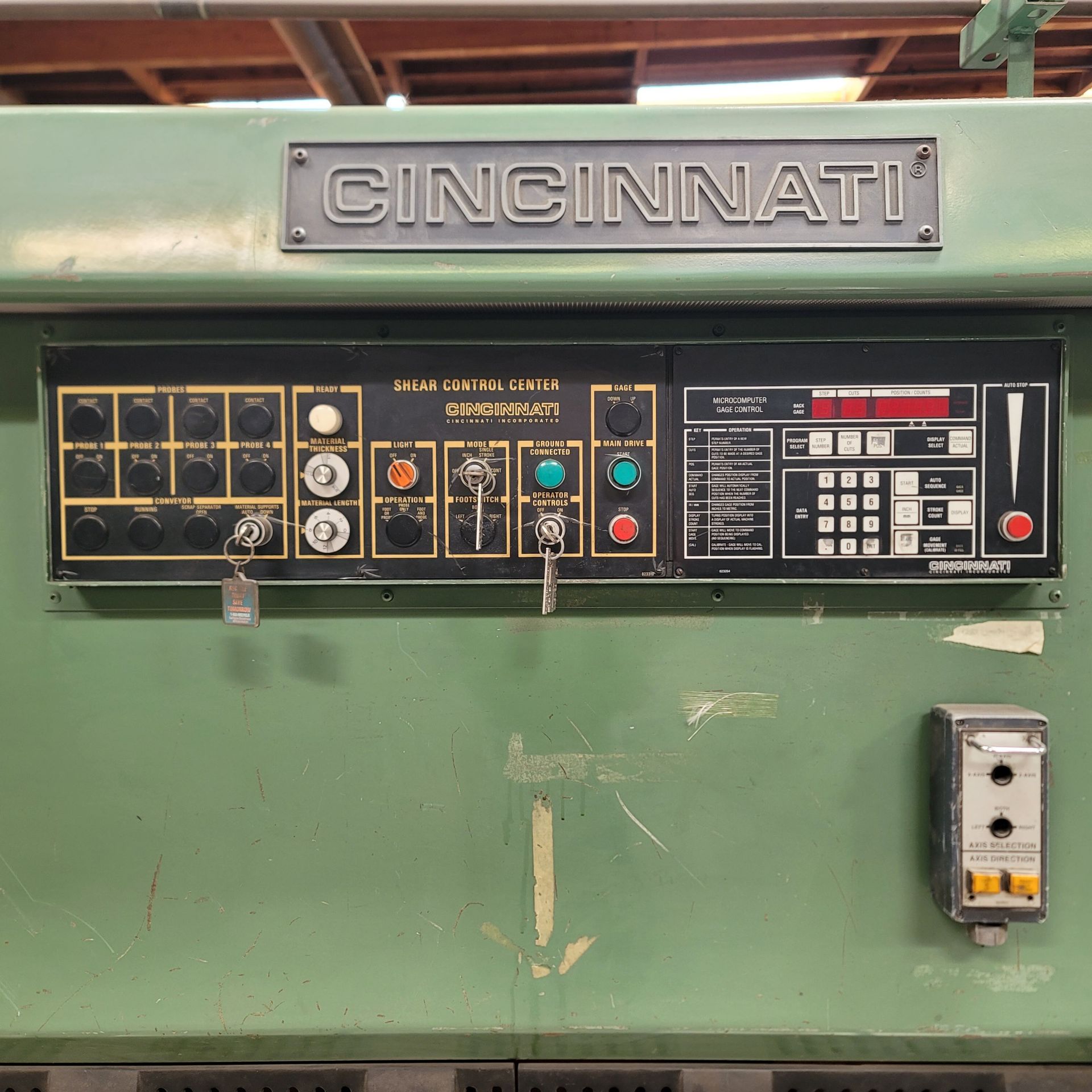 CINCINNATI 250 X 12' SHEAR, HYDRAULIC, CAPACITY: 1/4" MILD STEEL, PROGRAMMABLE POWER BACK GAGE, - Image 4 of 13