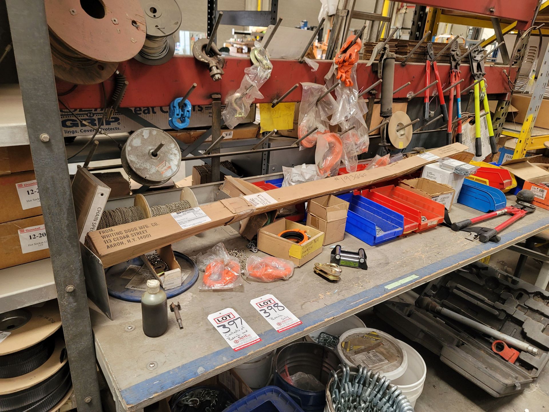 LOT - CONTENTS ONLY ON TOP OF WORKBENCH, TO INCLUDE: LIFTING HOOKS, SMALL CHAIN, ETC., WORKBENCH NOT