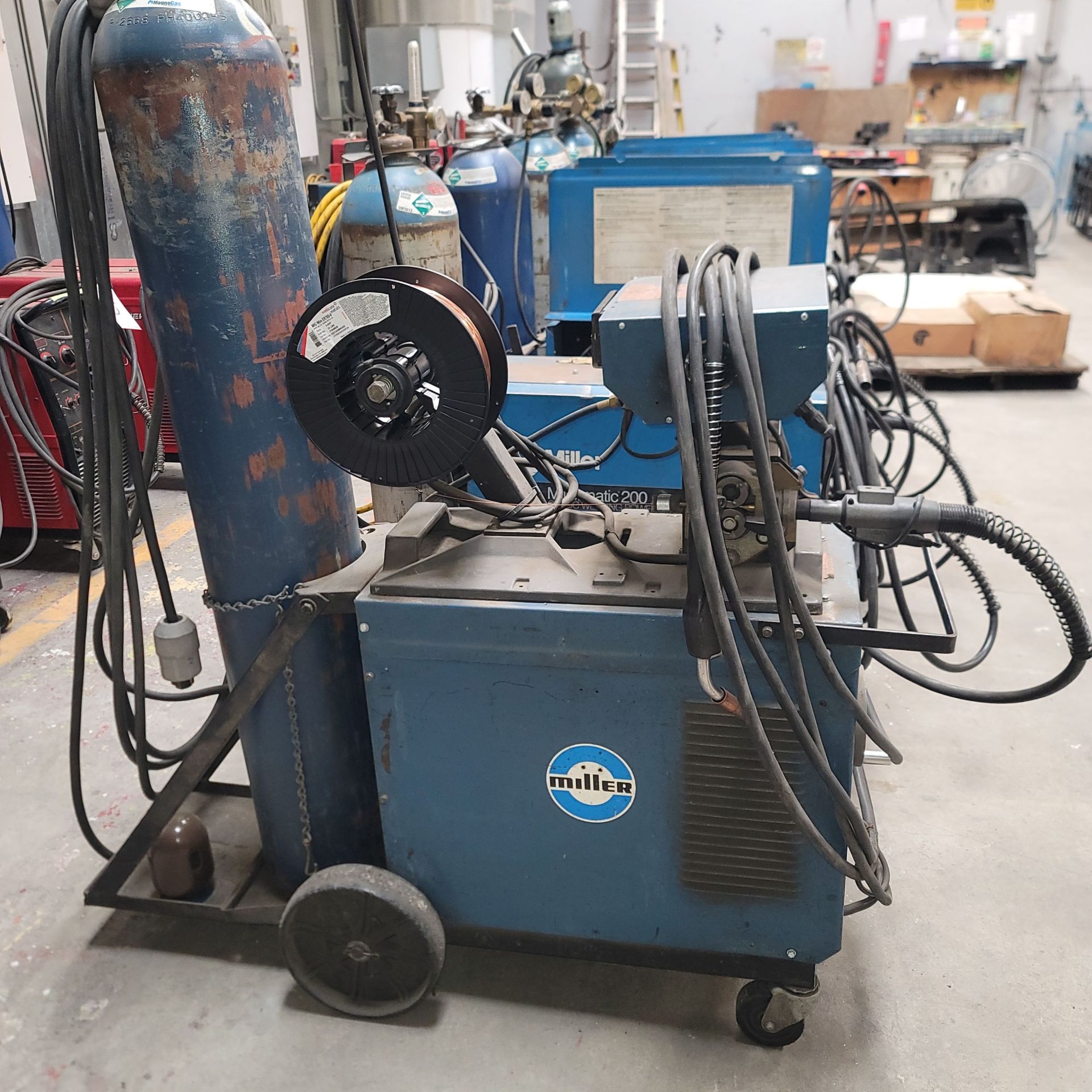 MILLER CP-200 WELDING POWER SOURCE, W/ MILLERMATIC S-52E WIRE FEEDER, S/N JC623004, GAS CYLINDER NOT - Image 2 of 3