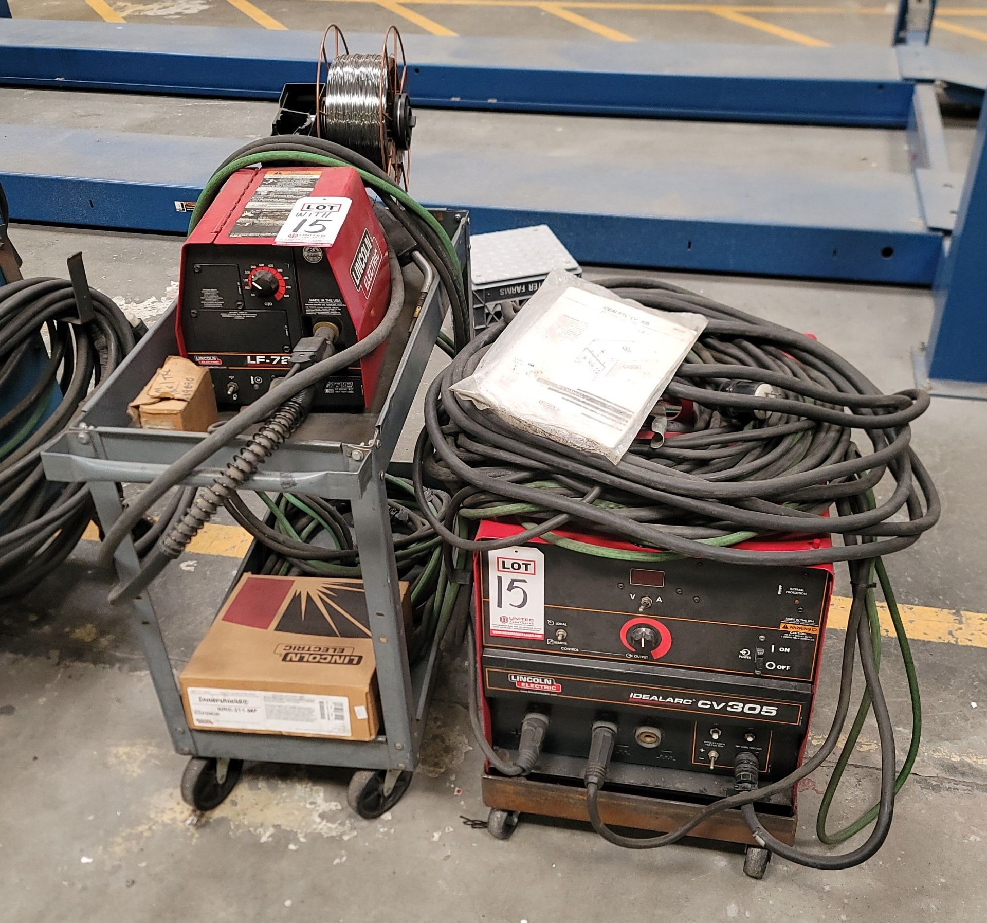 LINCOLN ELECTRIC IDEALARC CV305 WELDING POWER SOURCE, W/ LINCOLN ELECTRIC LF-72 WIRE FEEDER, K2400-
