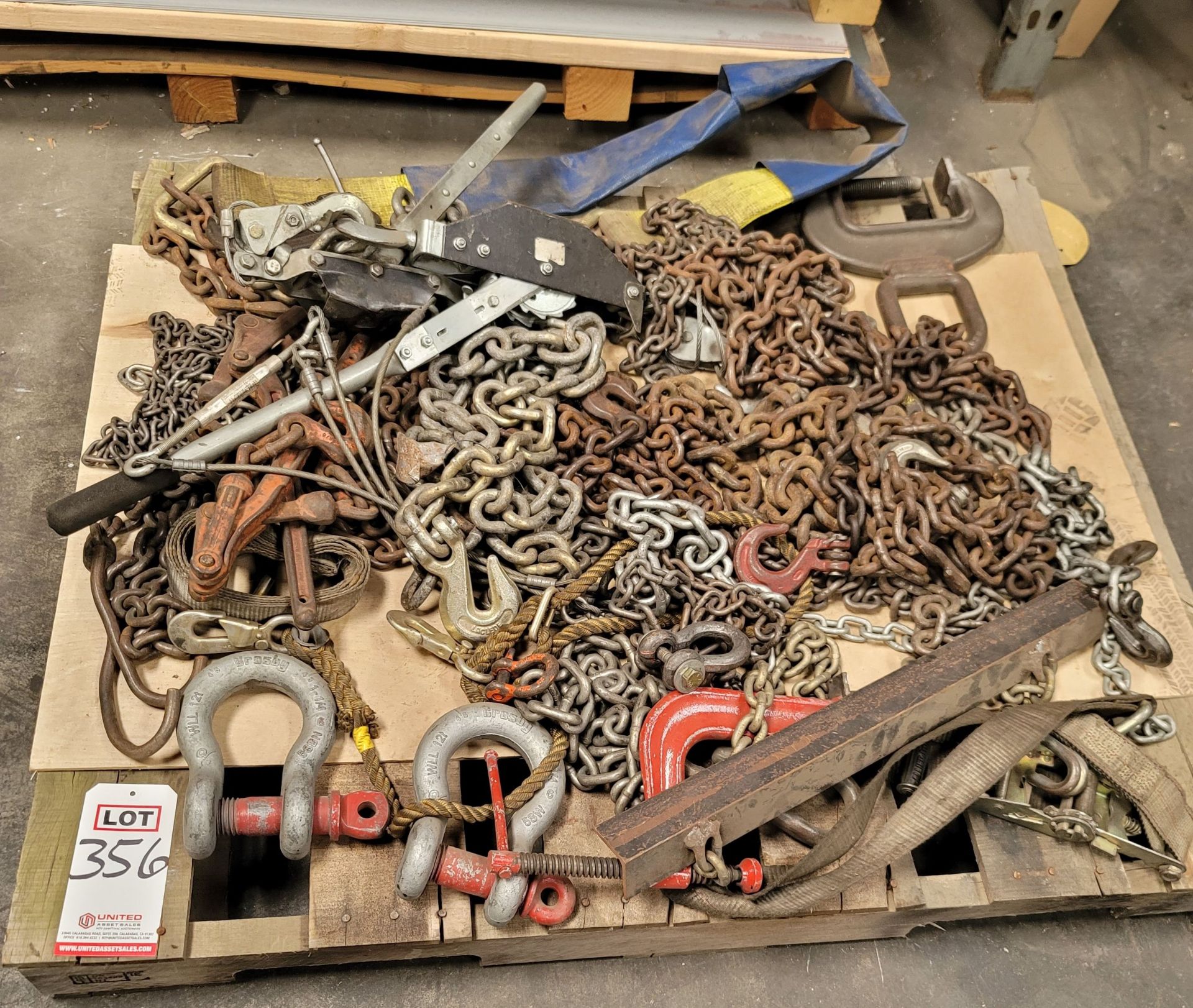 LOT - PALLET OF RIGGING CHAINS AND HARDWARE