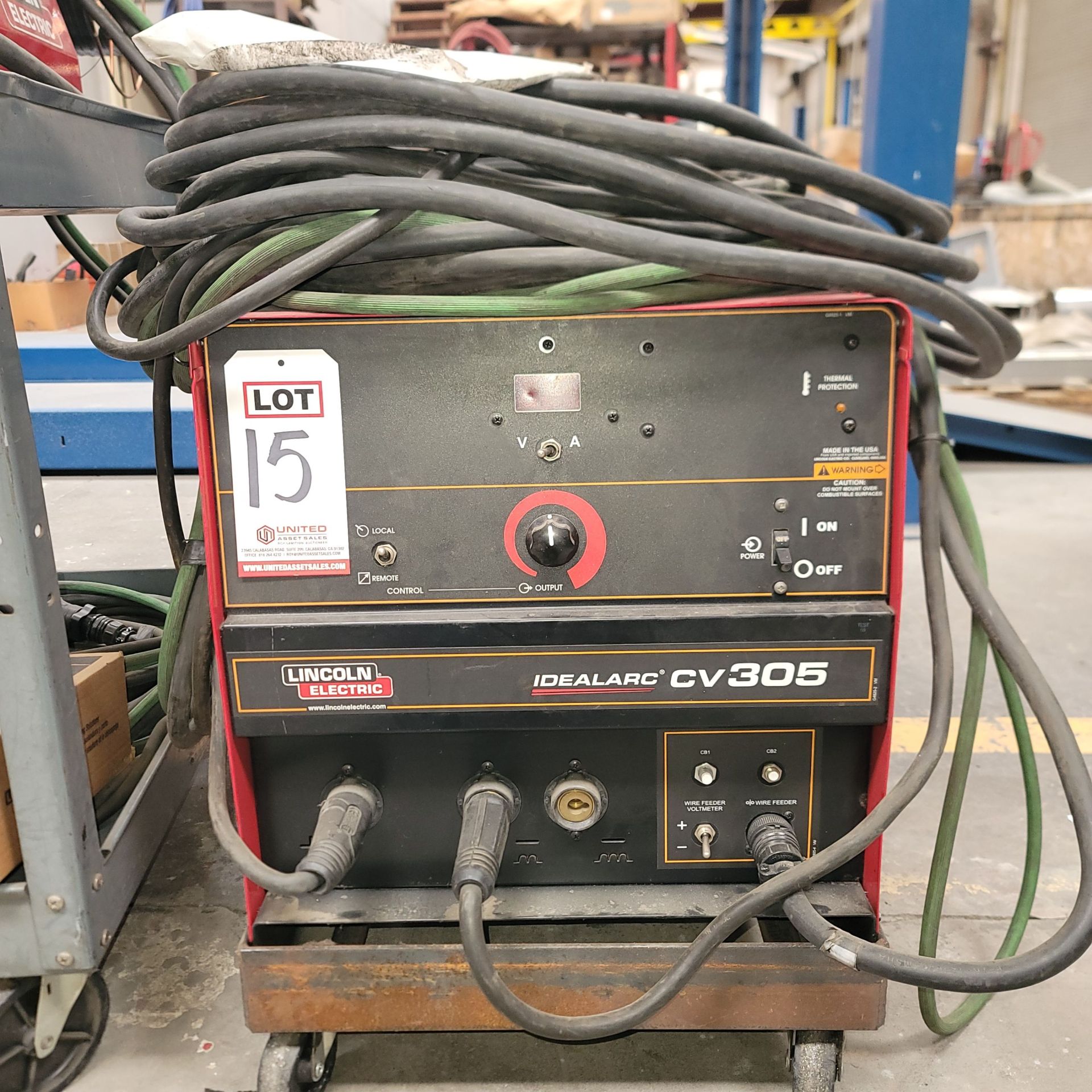 LINCOLN ELECTRIC IDEALARC CV305 WELDING POWER SOURCE, W/ LINCOLN ELECTRIC LF-72 WIRE FEEDER, K2400- - Image 2 of 5