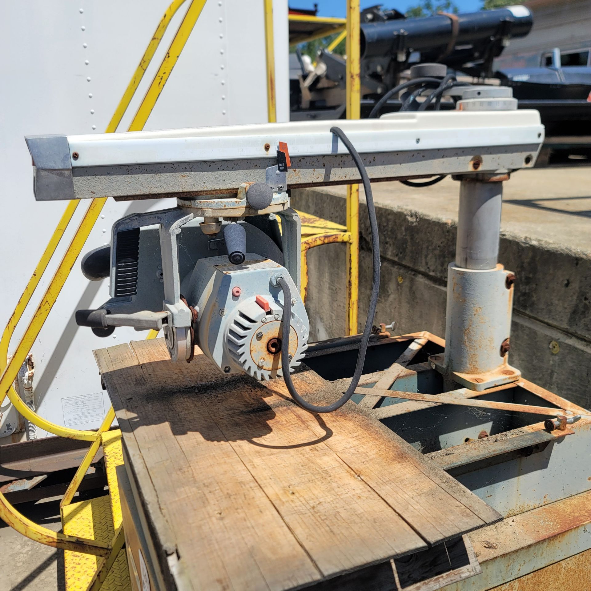 DEWALT POWER SHOP 10" RADIAL ARM SAW, W/ STORAGE CABINET BASE, NO SAW BLADE - Image 3 of 3