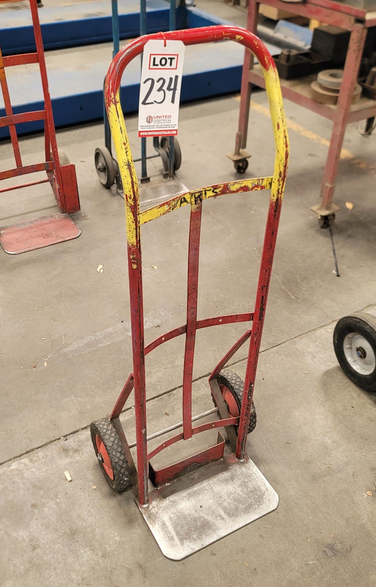 HAND TRUCK, SOLID WHEELS