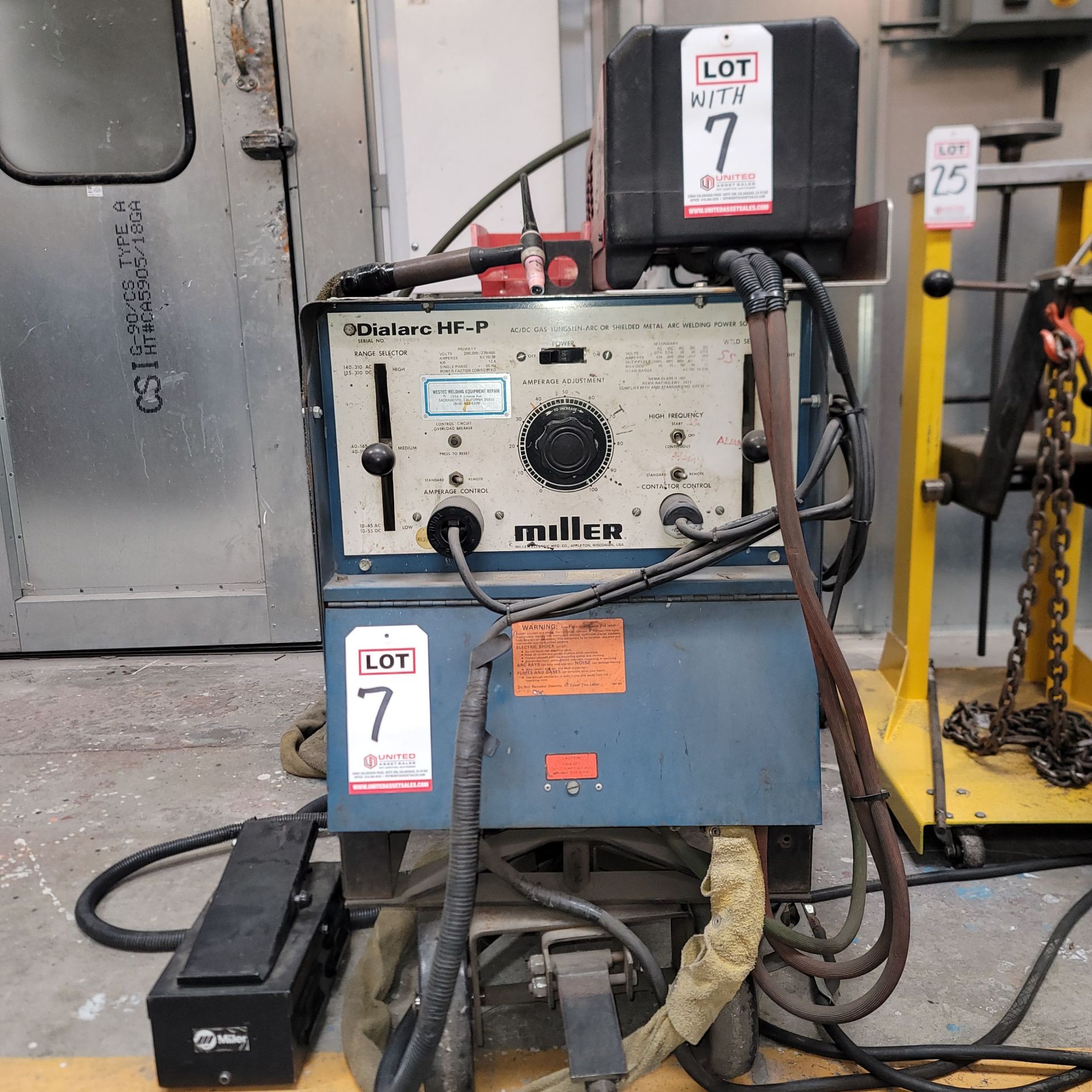 MILLER DIALARC HF-P WELDING POWER SOURCE, W/ LINCOLN ELECTRIC COOL-ARC 40 WATER COOLER, S/N - Image 2 of 4