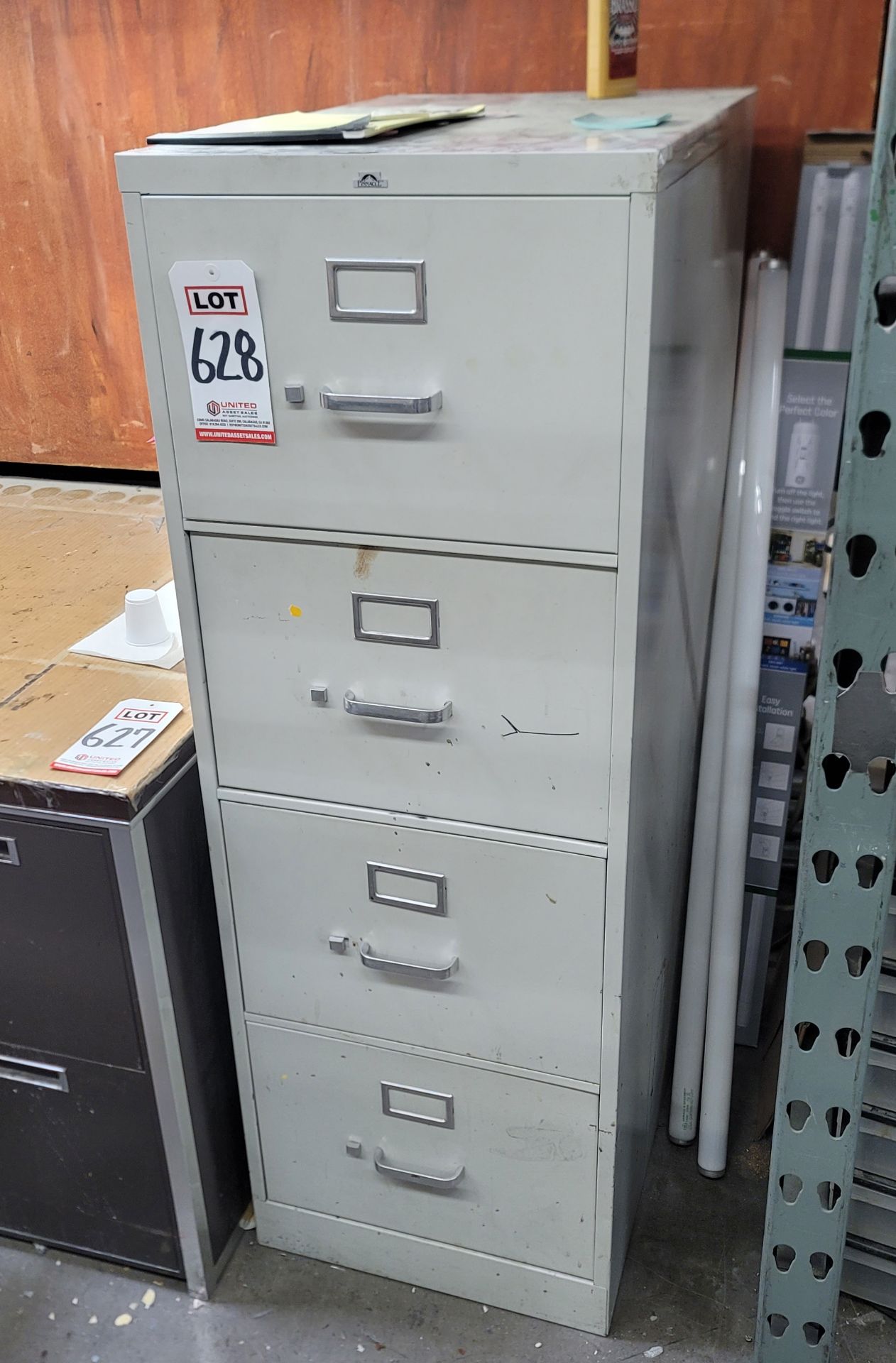 4-DRAWER FILE CABINET, EMPTY