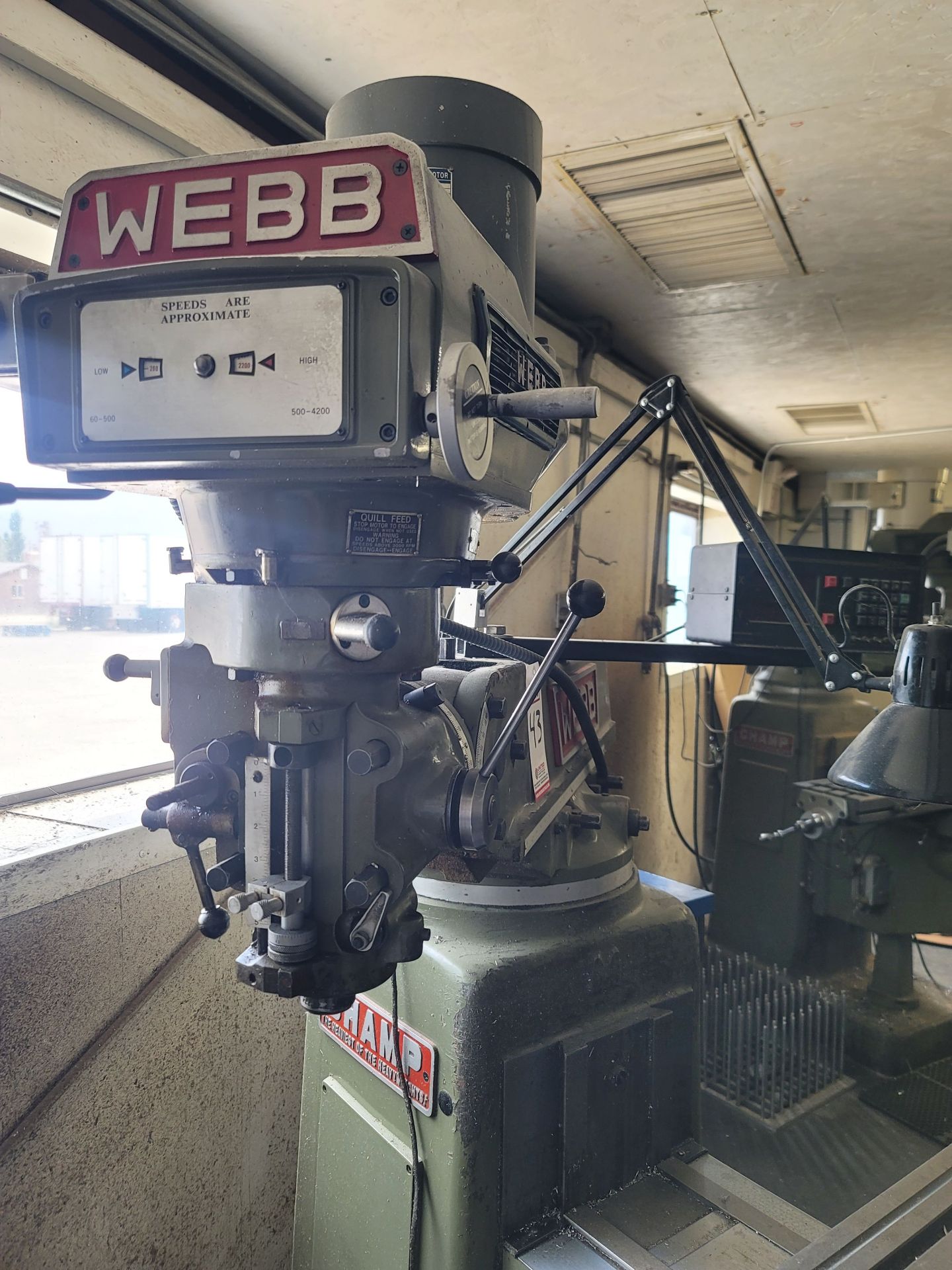 WEBB 3VK VERTICAL MILL, 50" X 10" TABLE, POWER FEED, COLLETS, SARGON DRO. (NOTE: MACHINE VISE NOT - Image 3 of 7