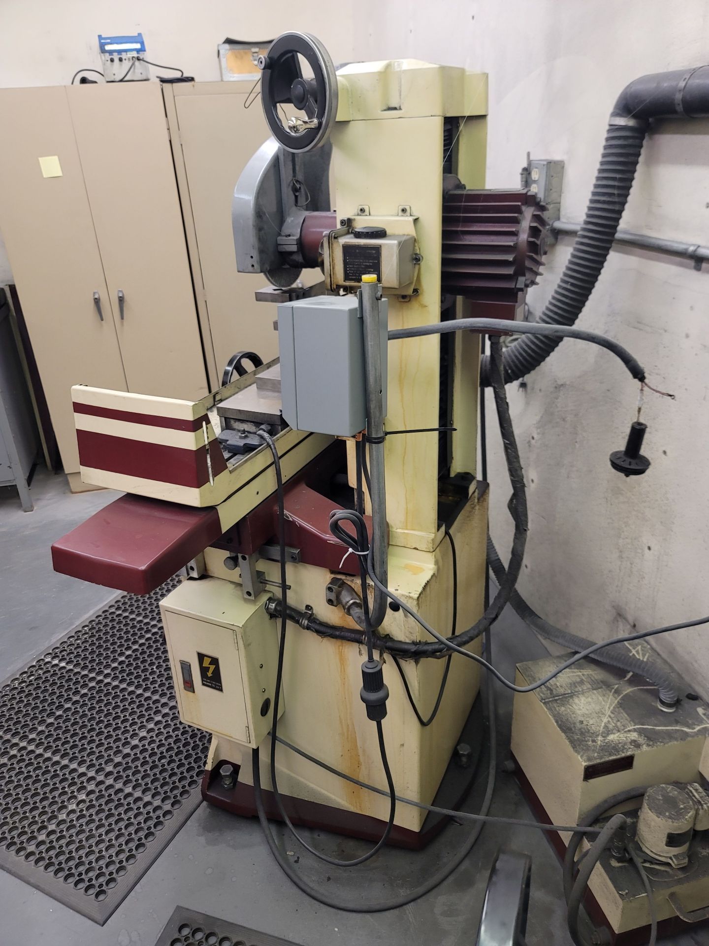 CHEVALIER FSG-618M SURFACE GRINDER, 6" X 18" WALKER MAGNETIC CHUCK, S/N A3784073 - Image 3 of 6