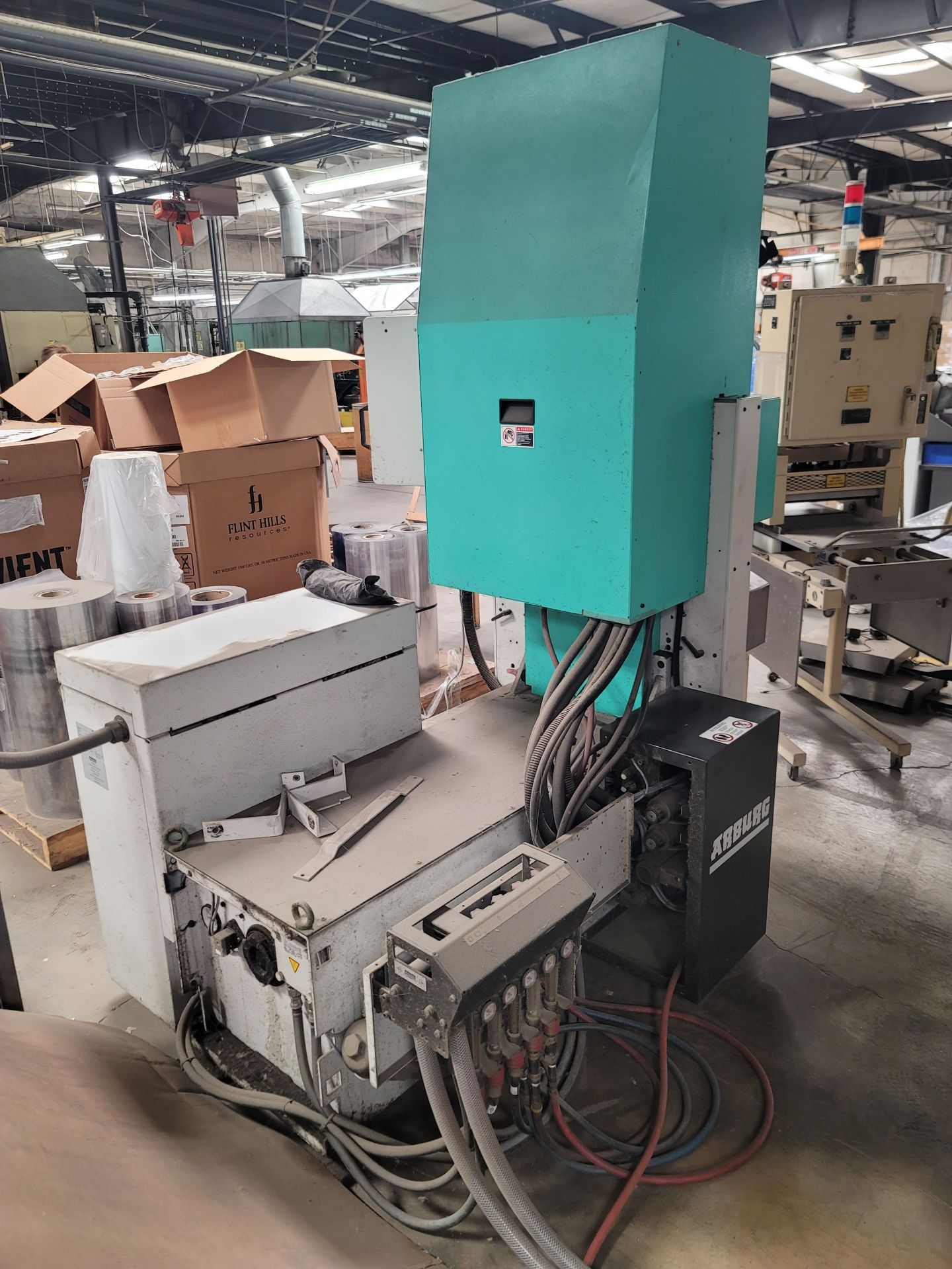 2009 ARBURG 175V 125-30 VERTICAL PLASTIC INJECTION MOLDER, 14-TON, 0.49 OZ SHOT SIZE, 18 MM SCREW - Image 8 of 13