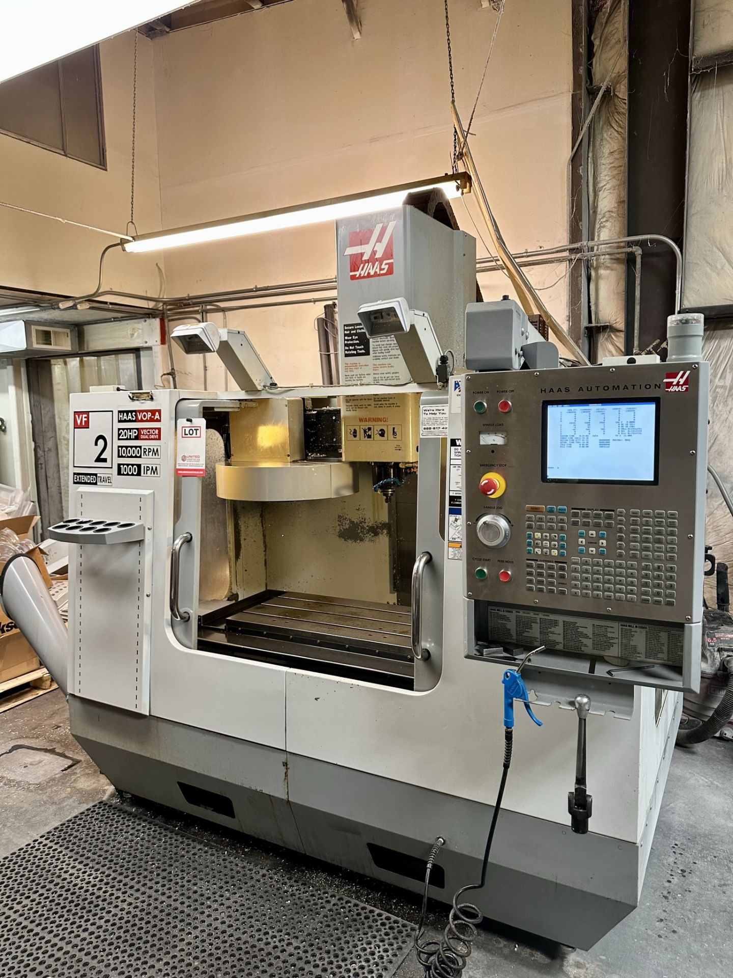 2006 HAAS VF-2DYT VERTICAL MACHINING CENTER, HAAS VOP-A, XYZ EXTENDED TRAVELS: 30" X 20" X 20",