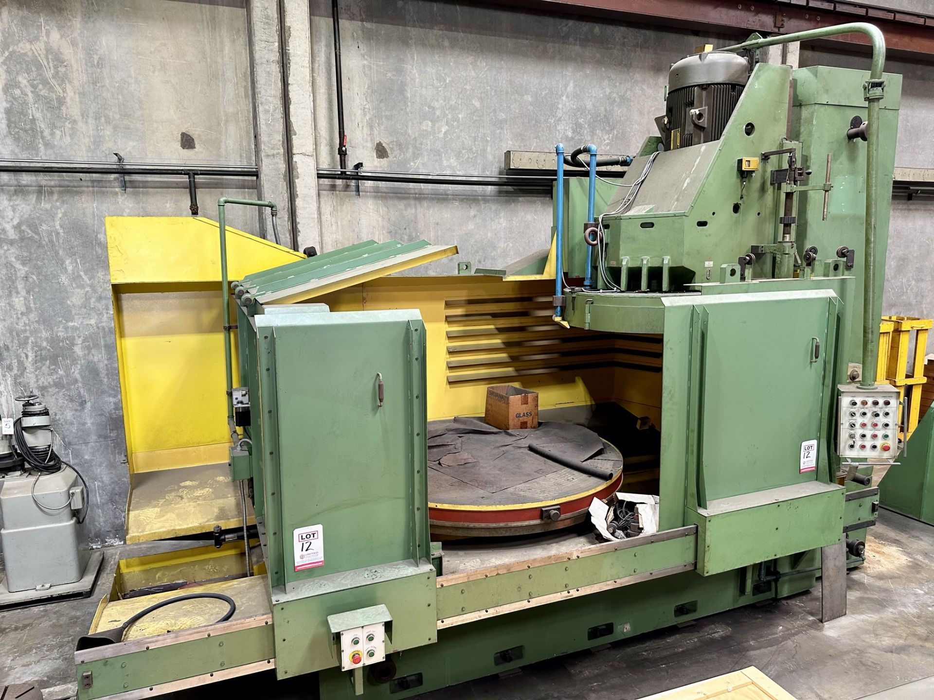 WMW VERTICAL SPINDLE ROTARY SURFACE GRINDER, 84" MAGNETIC TABLE, 200 HP, NEW, UNDER POWER - Image 3 of 18