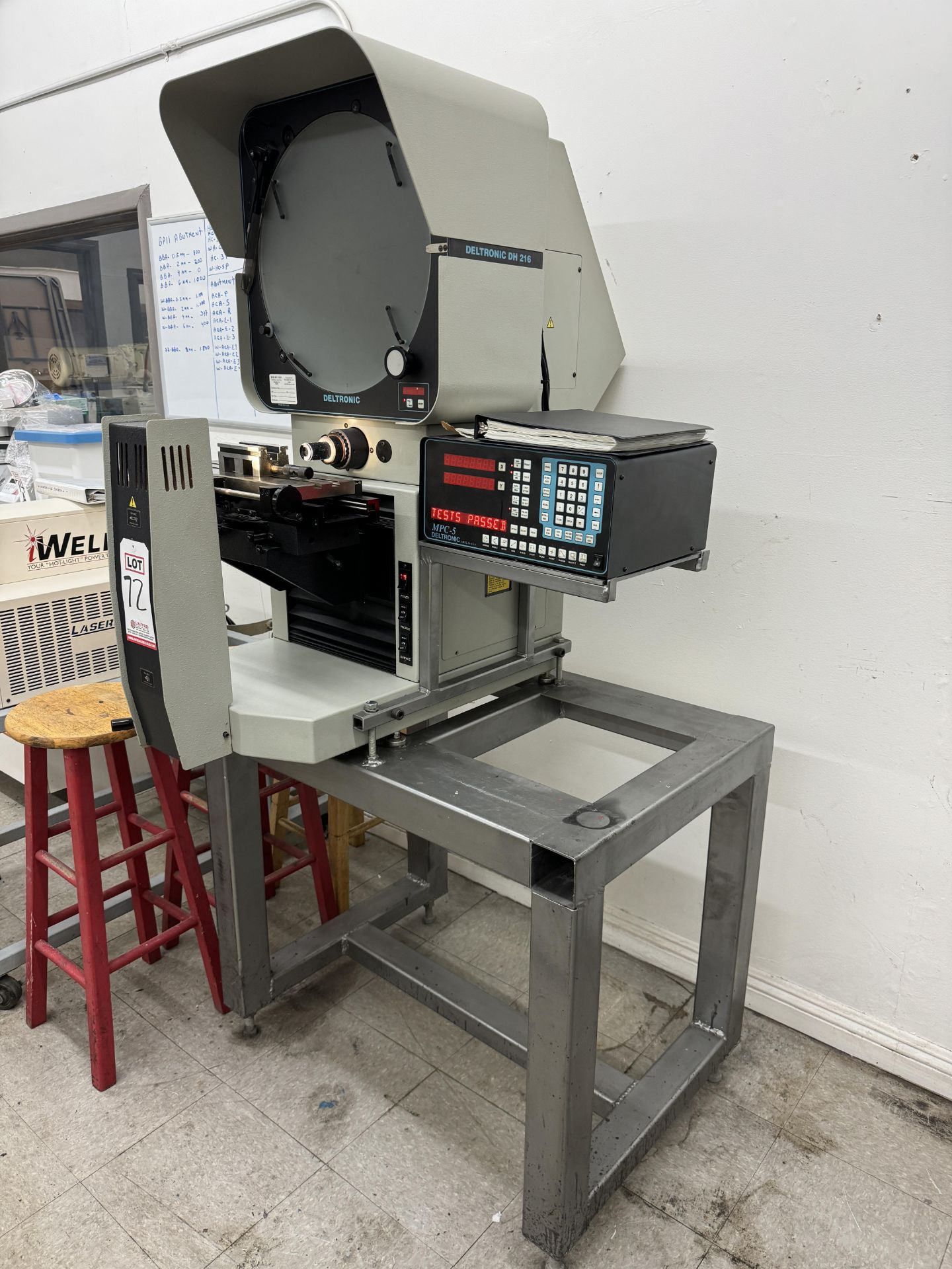 DELTRONIC DH 216-MPC-5-E OPTICAL COMPARATOR, MPC-5 XY DRO, S/N 306117840 - Image 11 of 13