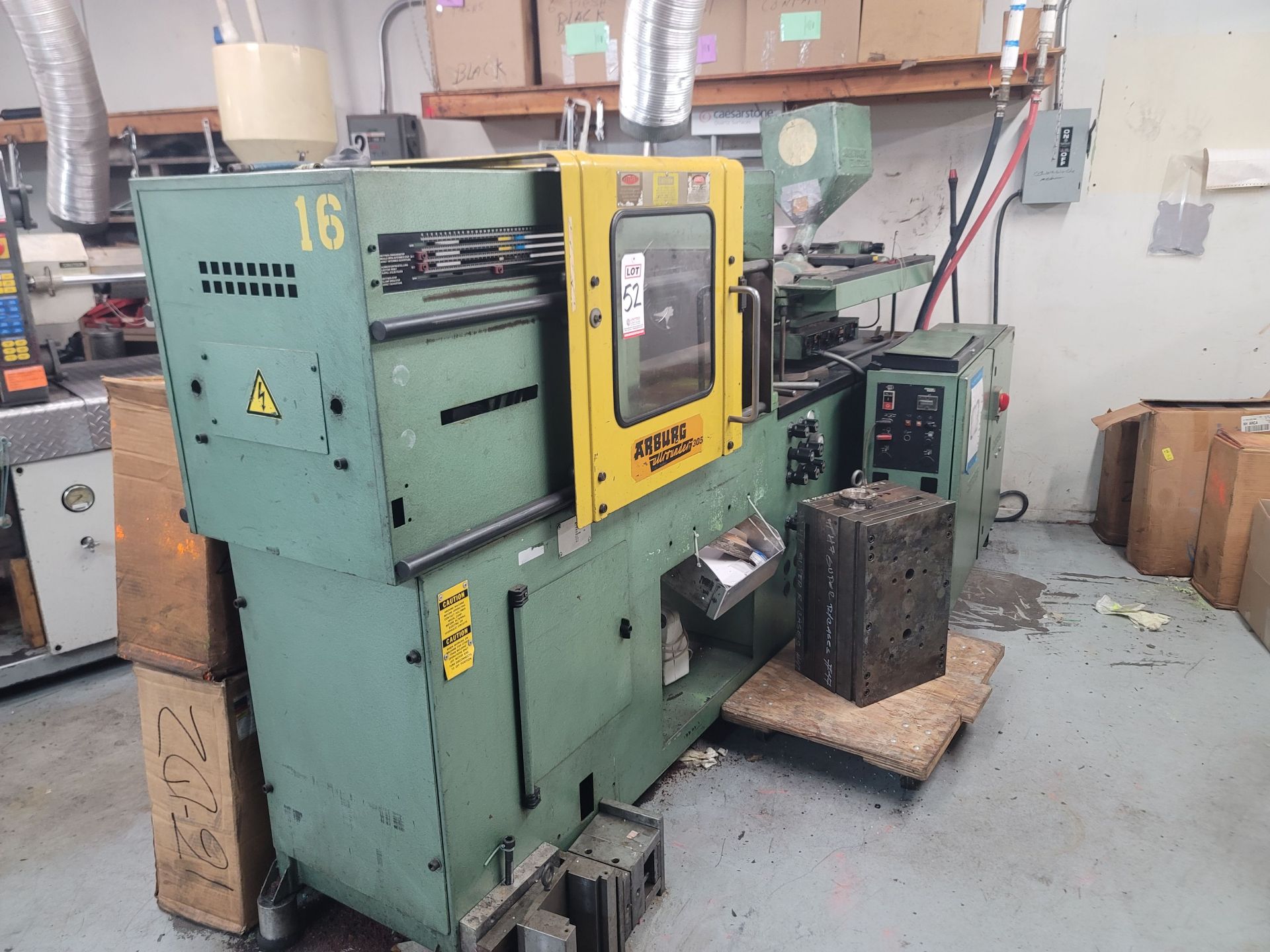 ARBURG ALLROUNDER 305-210-700 INJECTION MOLDING MACHINE, 70 TON CAPACITY, S/N 118976