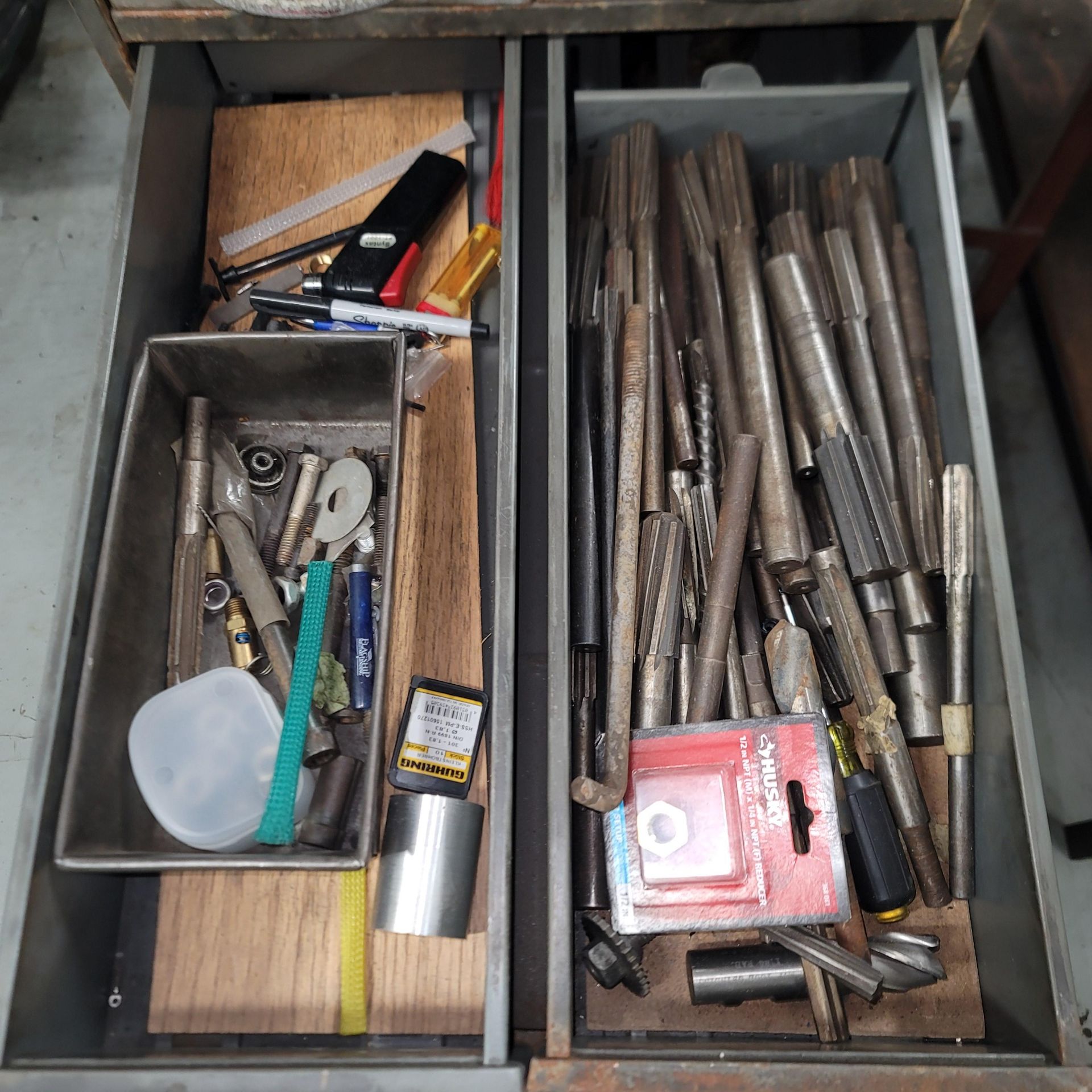 12-DRAWER STEEL CABINET, W/ CONTENTS: FULL OF TOOLING: REAMERS, TAPS, DRILLS, LATHE AND MILL - Image 6 of 7