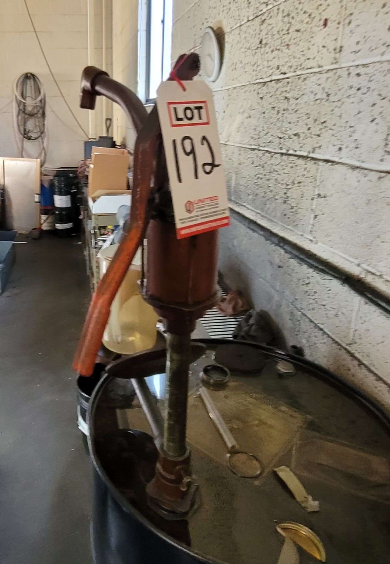 HAND PUMP FOR 55-GAL DRUMS