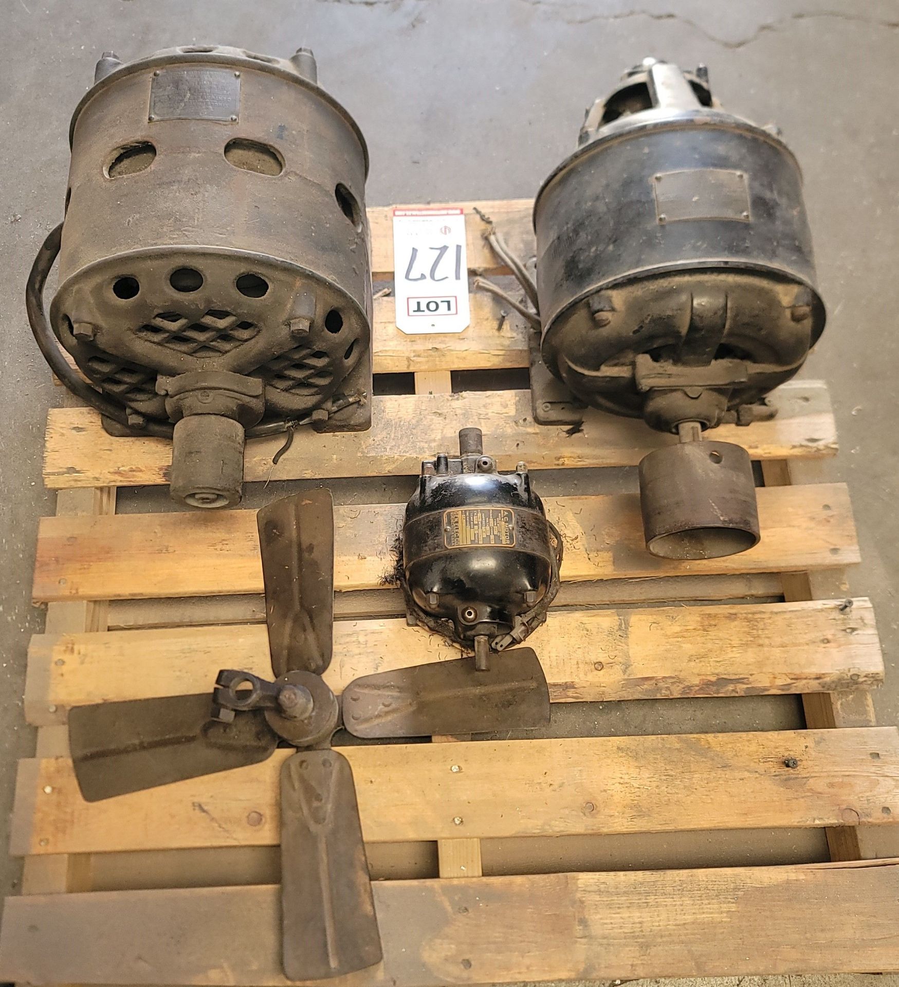 LOT - (3) OLD ELECTRIC MOTORS: (1) CENTURY SINGLE PHASE, 1 HP, 1750 RPM, (1) WESTINGHOUSE 1 HP, 1450 - Image 5 of 5