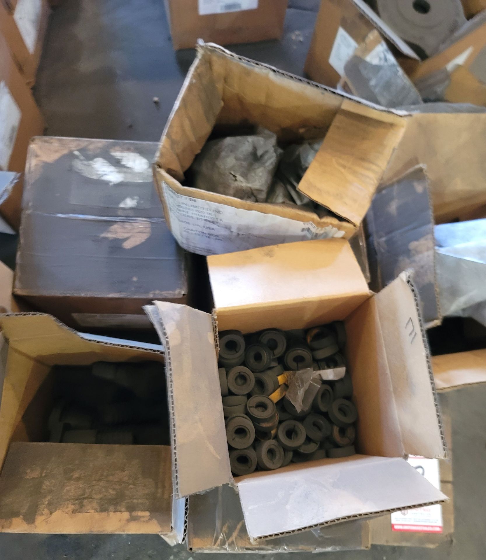 LOT - PALLET OF MISC. FASTENERS, BOLTS, ETC. - Image 3 of 5