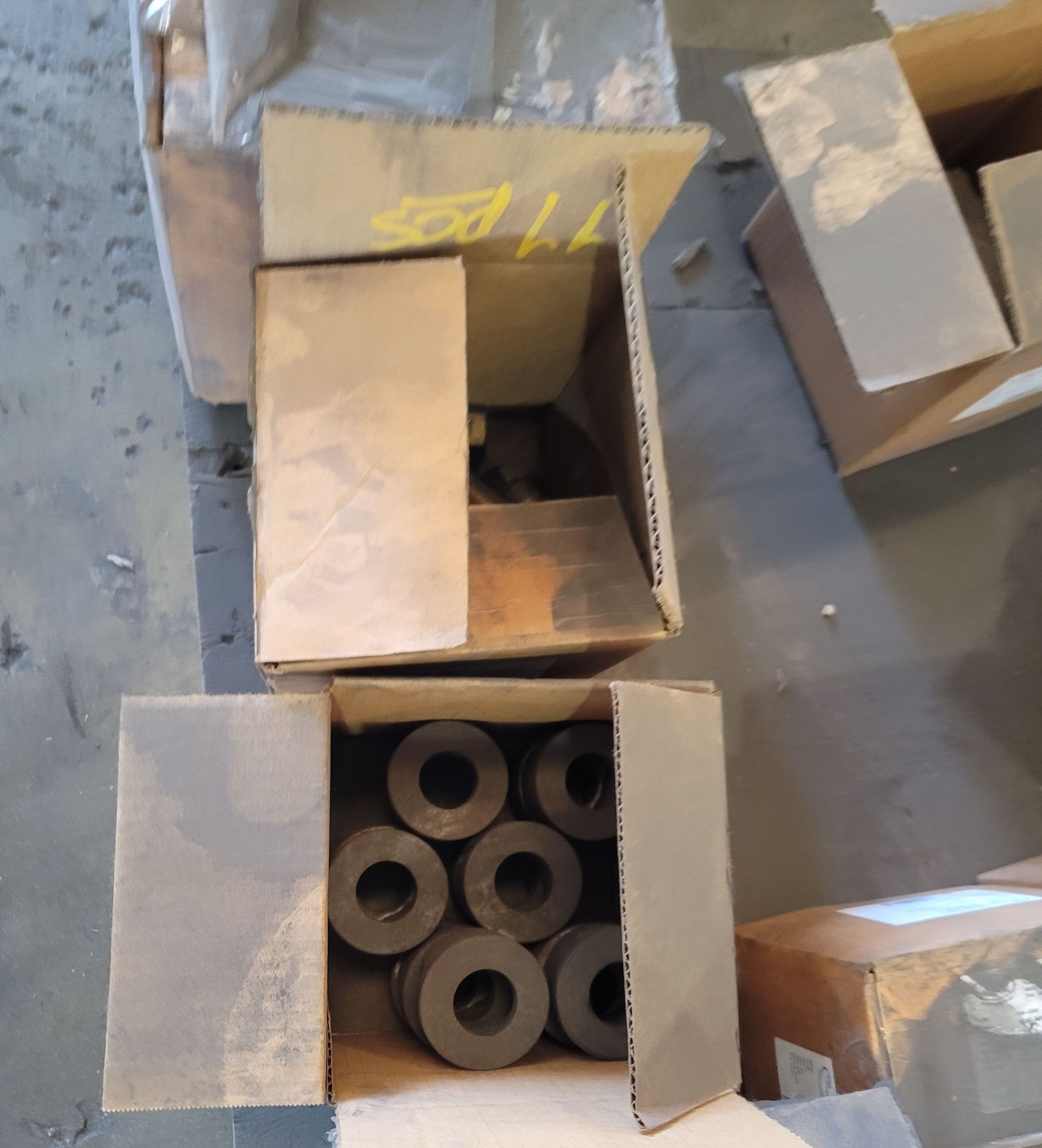LOT - PALLET OF MISC. FASTENERS, BOLTS, ETC. - Image 4 of 5