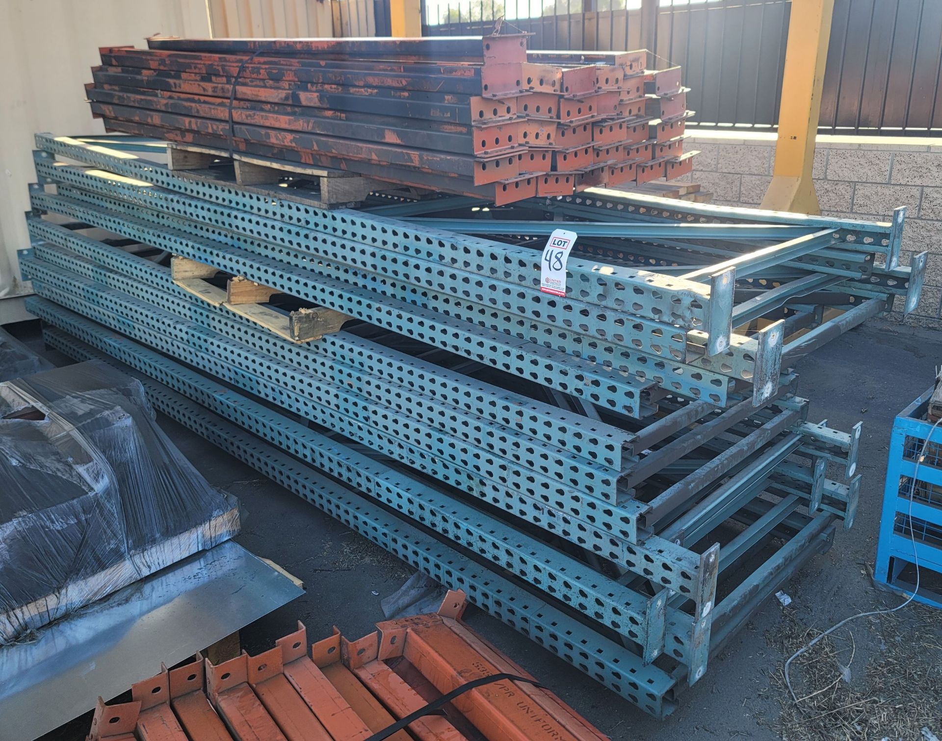 LOT - STACK OF PALLET RACKING, TO INCLUDE 12' X 40" UPRIGHTS, 8' BEAMS, (3) PALLETS OF 2" X 6" X 36"