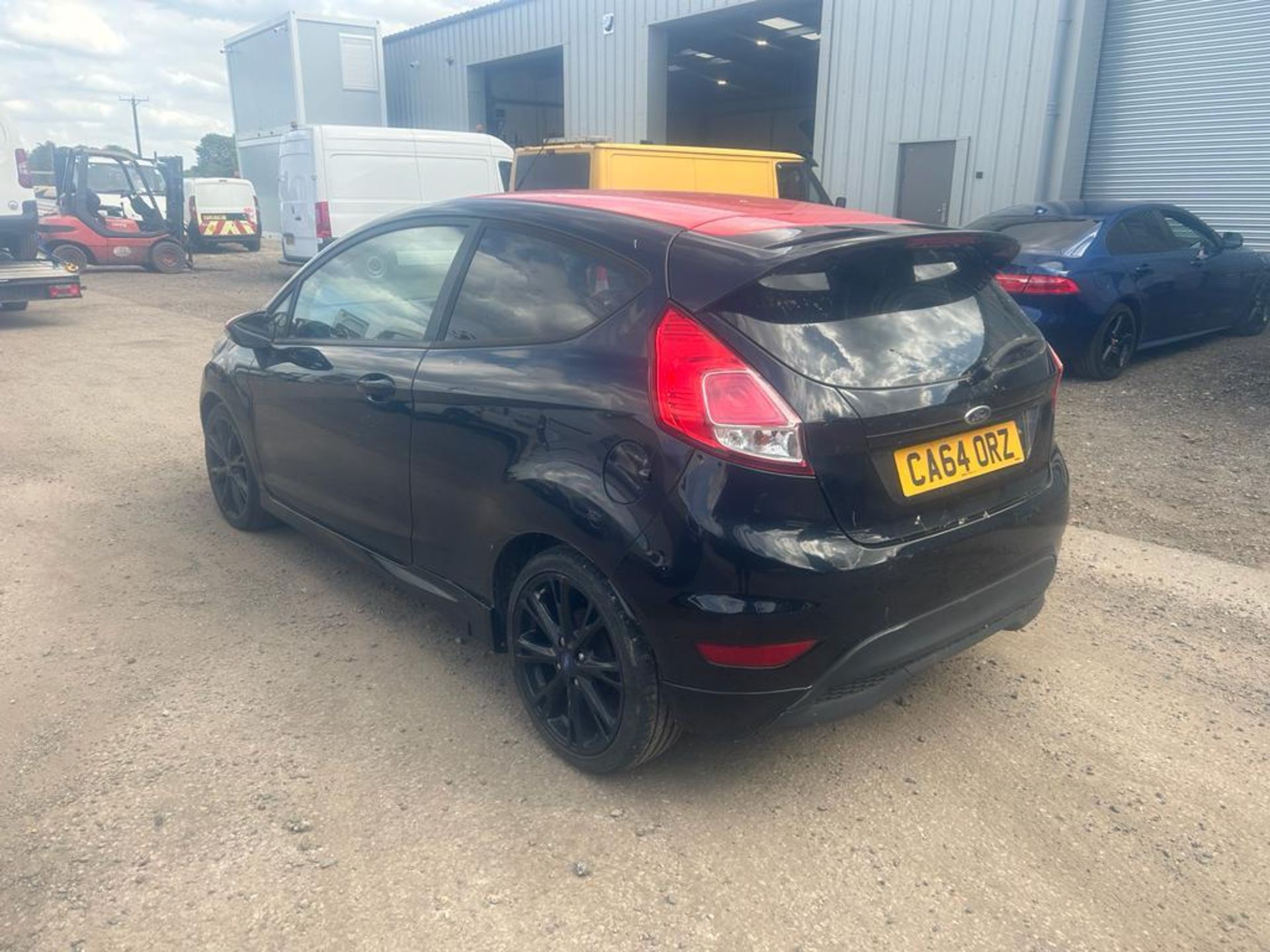 2014 64 ford fiesta zetec s Hatchback - 35k miles - Non runner - Image 5 of 10