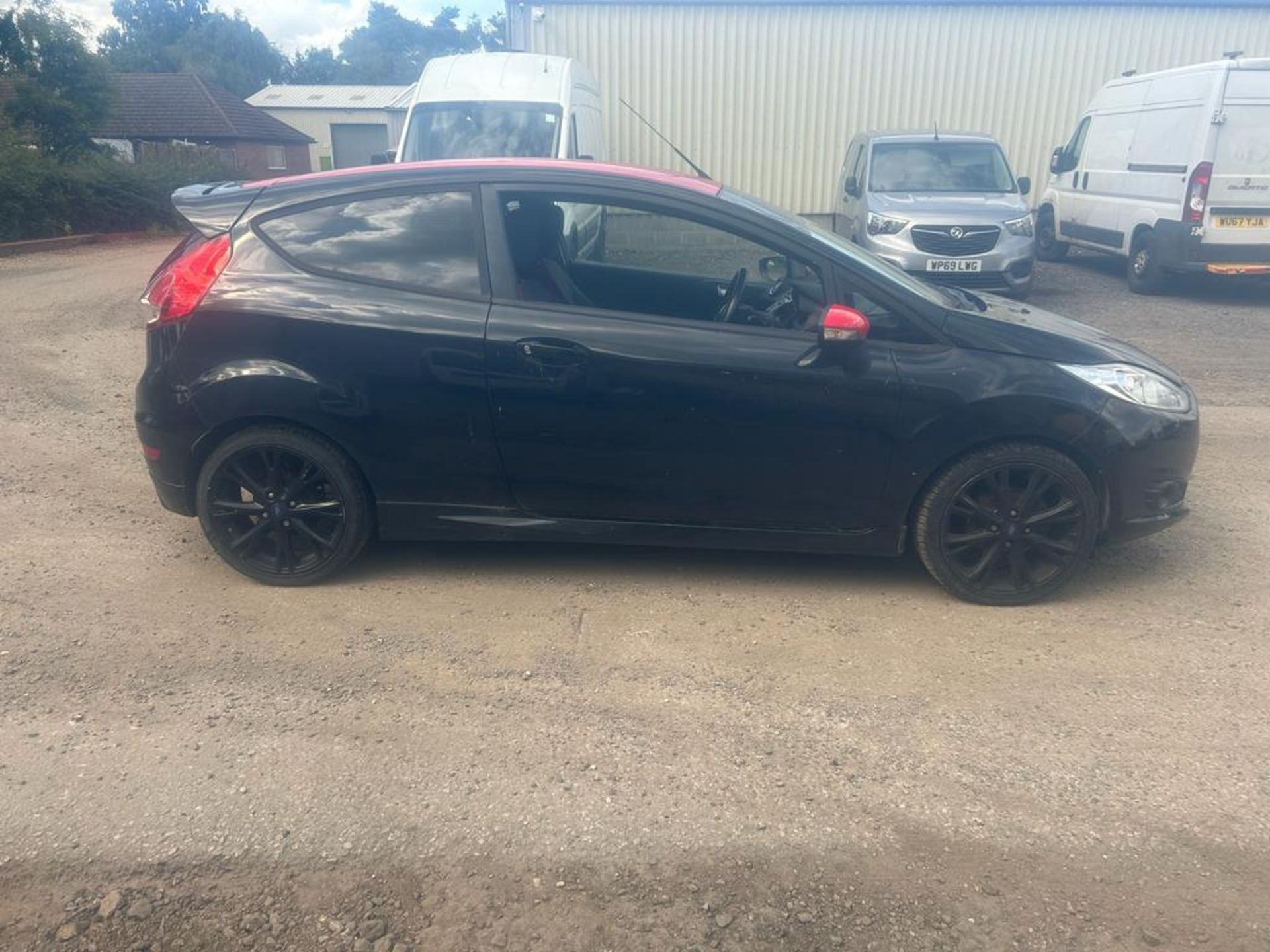 2014 64 ford fiesta zetec s Hatchback - 35k miles - Non runner - Image 8 of 10