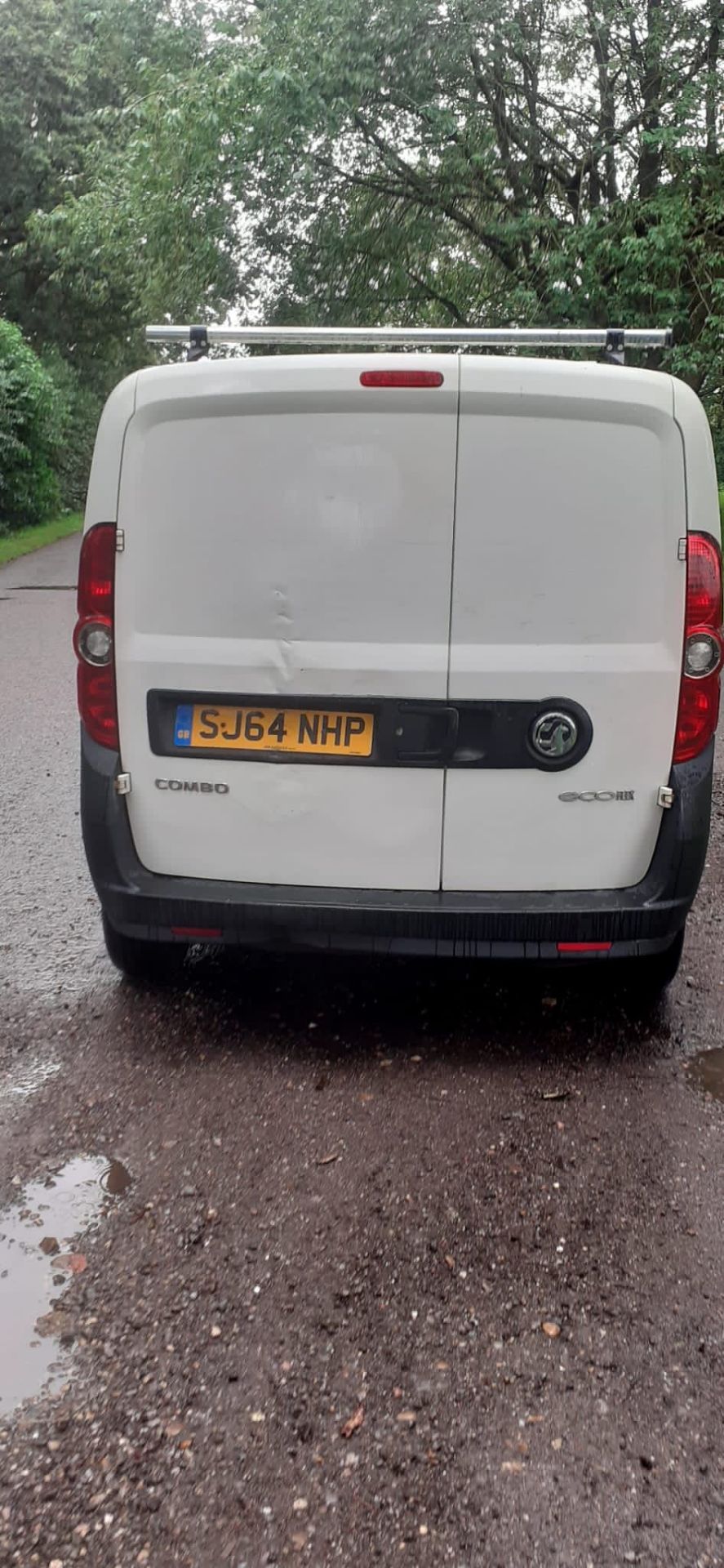 2014 64 Vauxhall combo crew van - 104k miles - Roof rack - 5 seats - Image 5 of 7