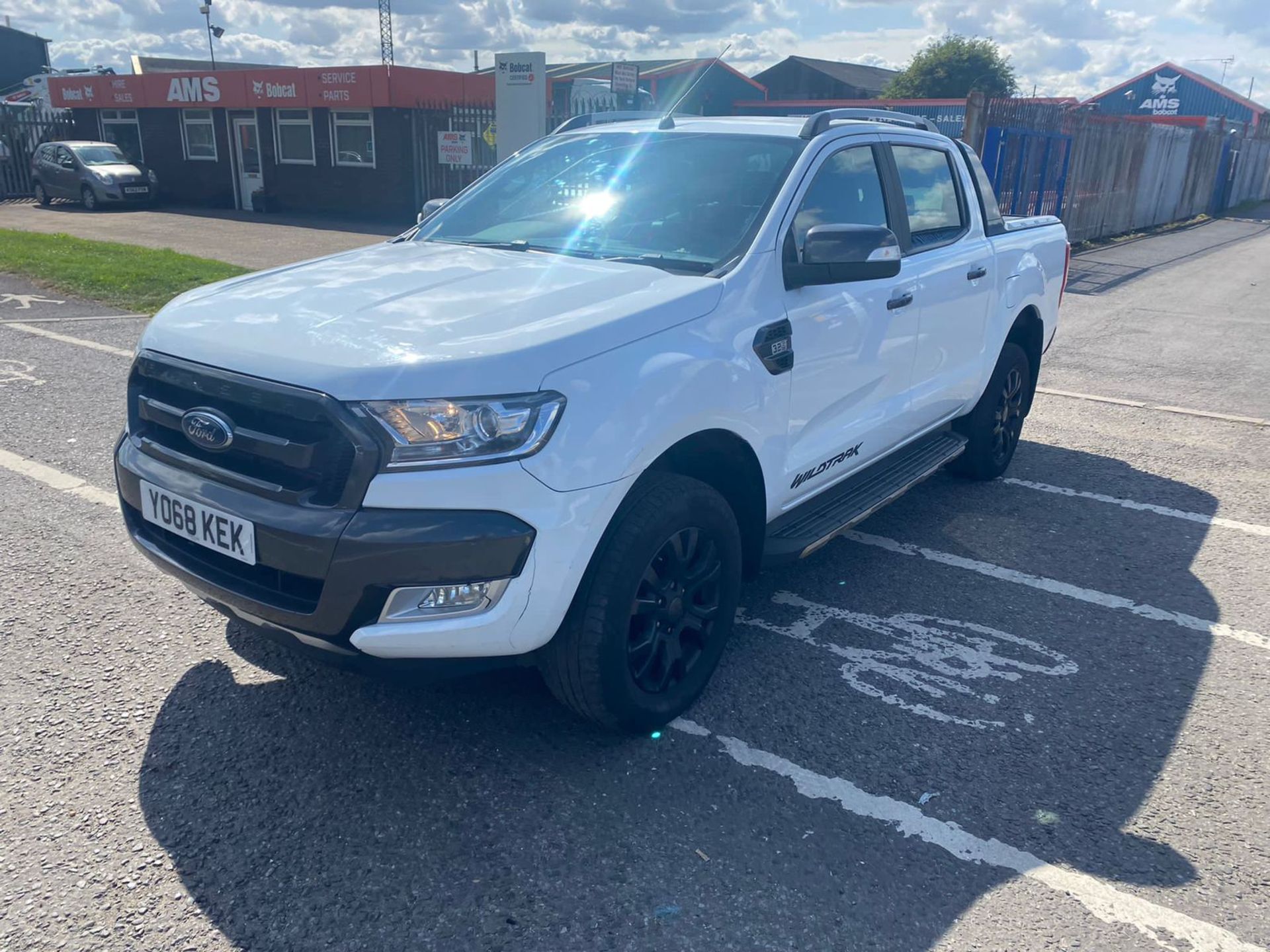 2018 68 Ford Ranger Wildtrak Pick up - 58k miles - 3.2 automatic - Alloy wheels - Leather seats - Image 3 of 9