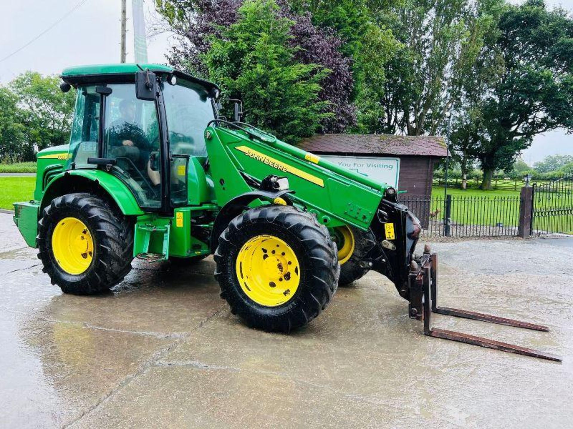 JOHN DEER 3800 4WD TELEHANDLER C/W PIN & CONE HEAD STOCK - Image 10 of 15