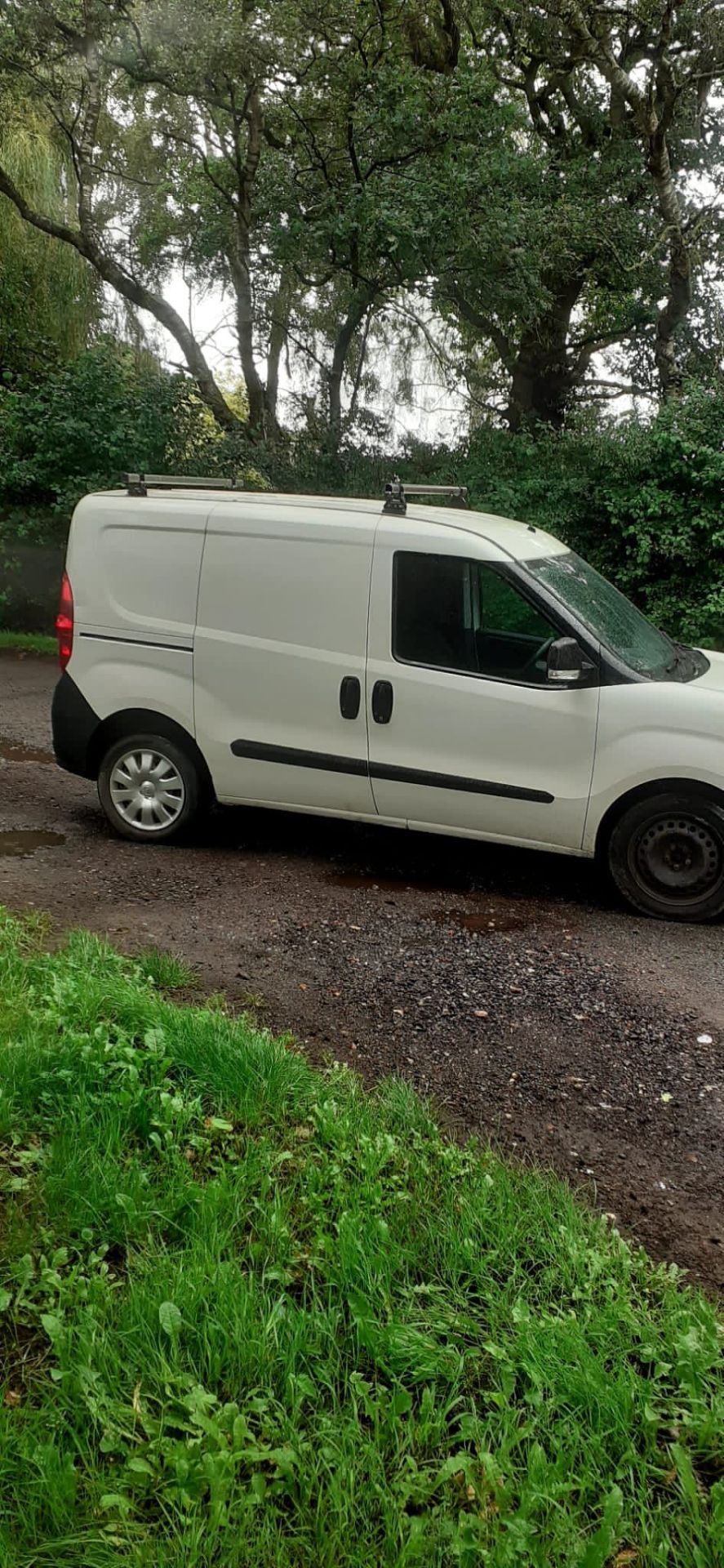 2014 64 Vauxhall combo crew van - 104k miles - Roof rack - 5 seats - Image 7 of 7