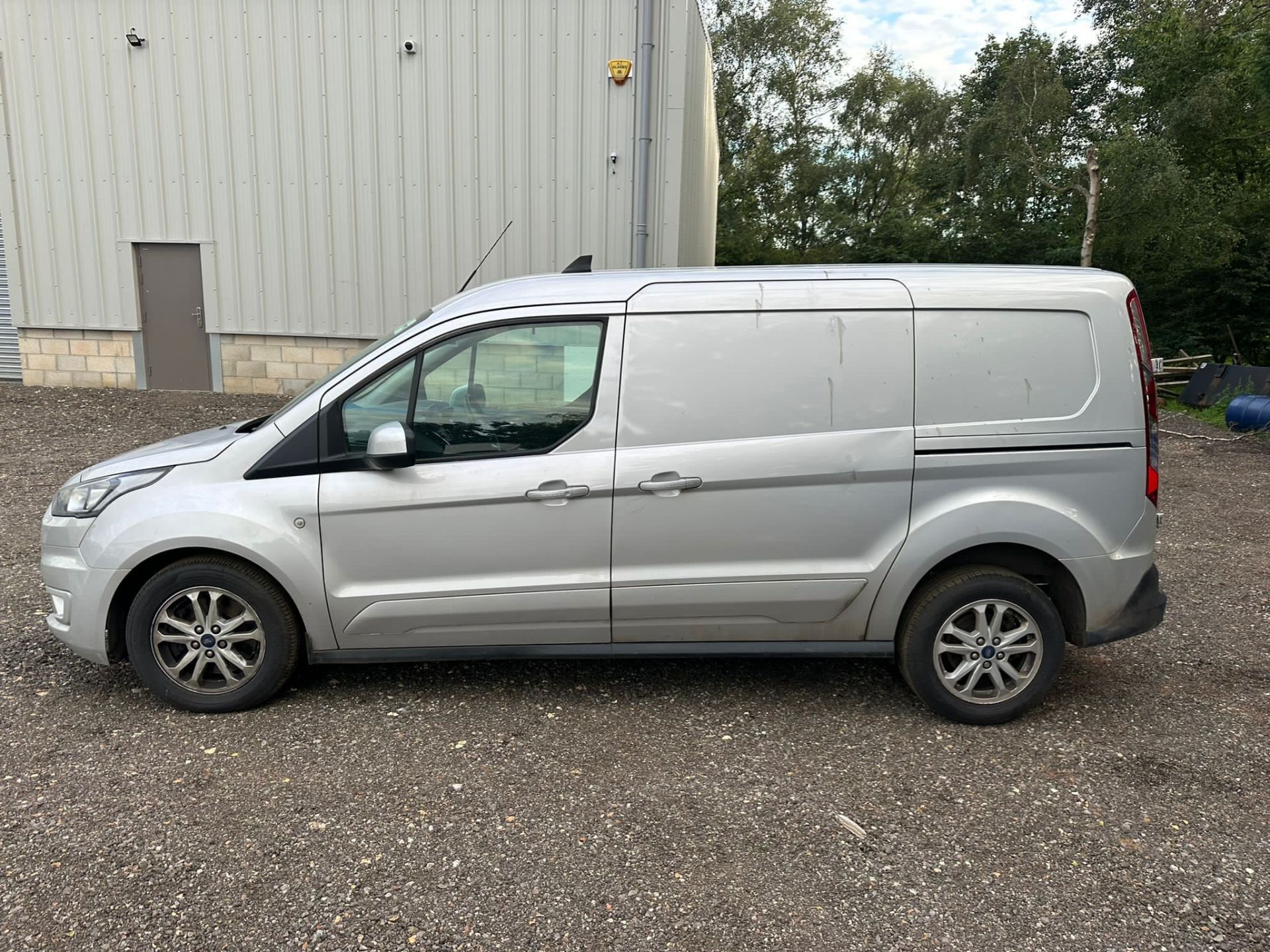 2021 21 ford Transit connect limited panel van - 41k miles - Euro 6 - Air con - Alloy wheels - Image 5 of 8