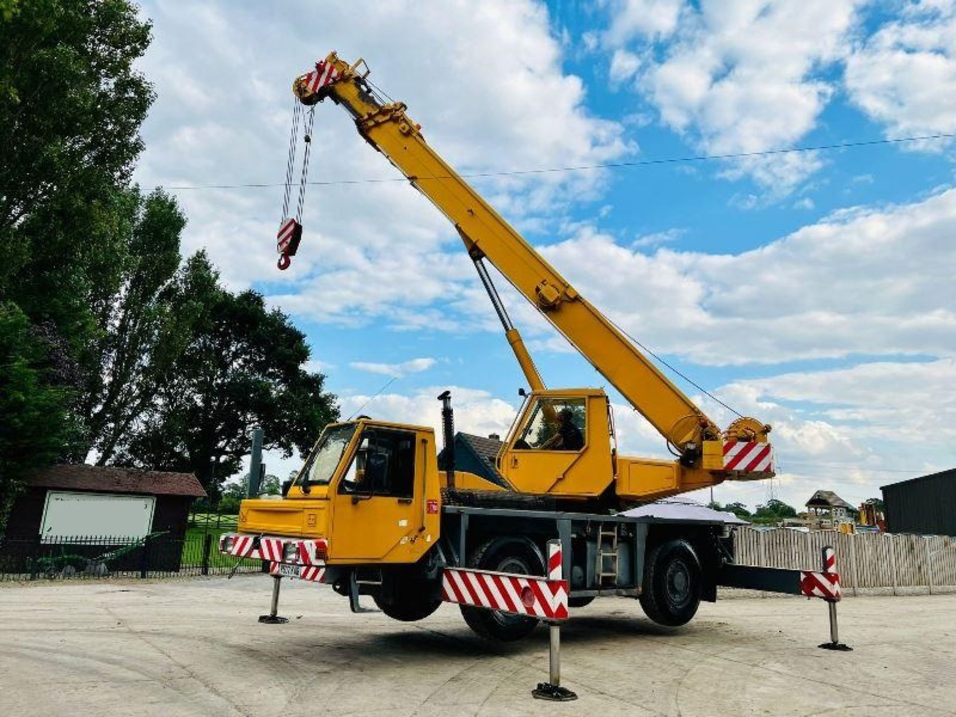 PPM 2FCTM2 ROUGH TERRIAN CRANE *34.8 METER REACH* C/W 7.5 METER JIB - Image 3 of 15