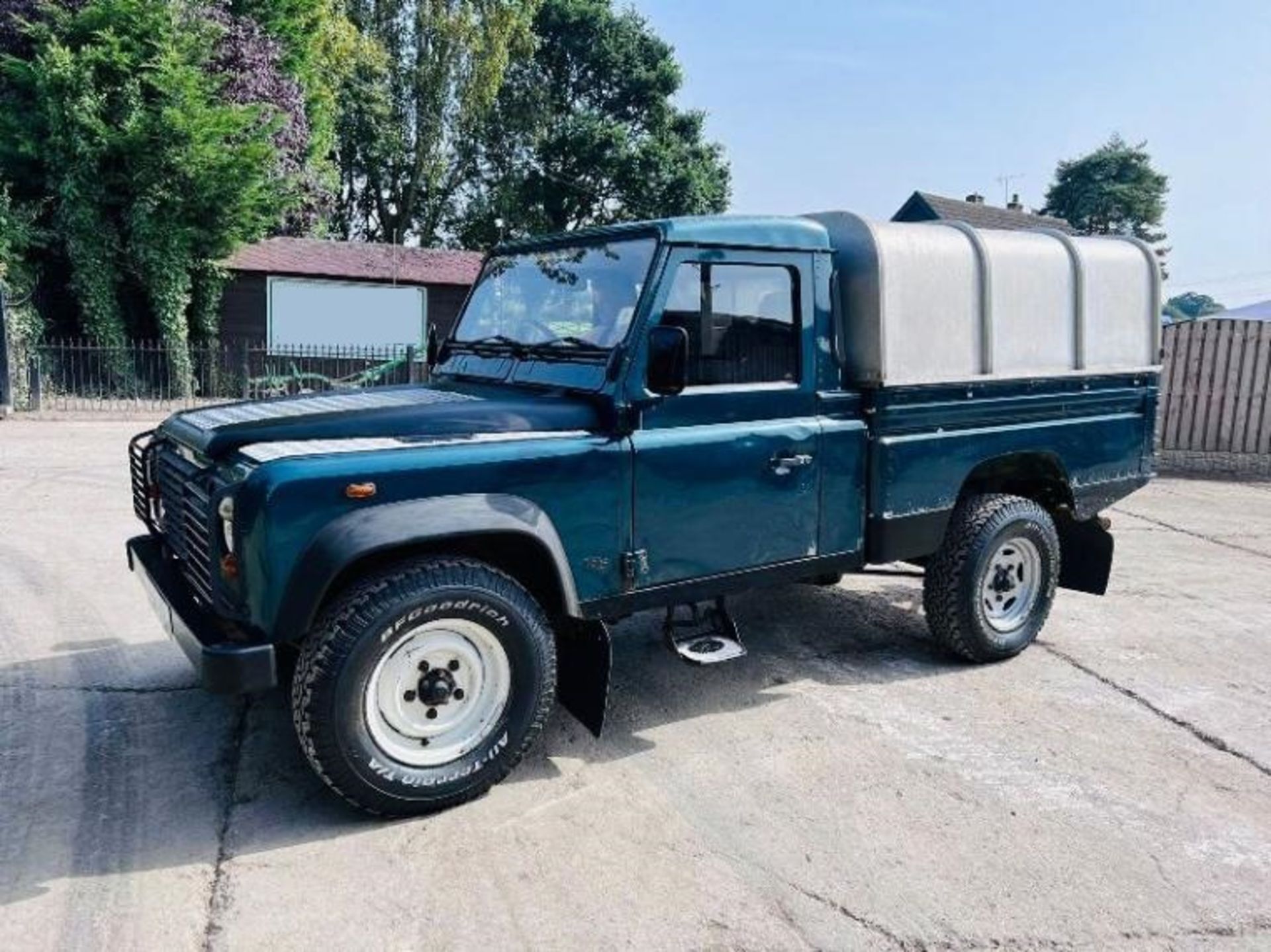 LAND ROVER 110 TD5 4WD PICK UP C/W CANOPY - 4WD - CANOPY - REAR TAIL GATE - Image 3 of 19