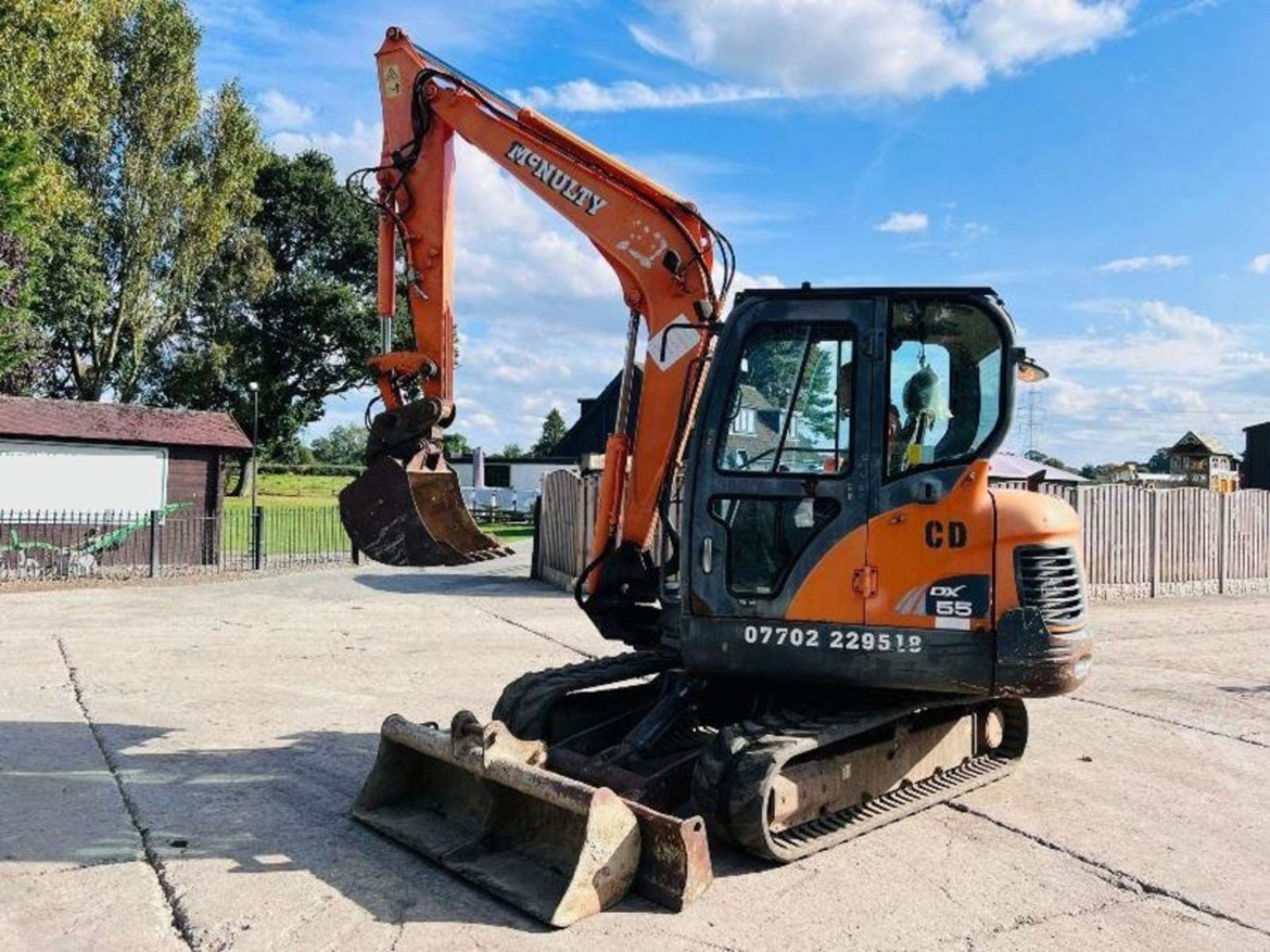 DOOSAN DX55 TRACKED EXCAVATOR *YEAR 2008* C/W RUBB - Image 3 of 15