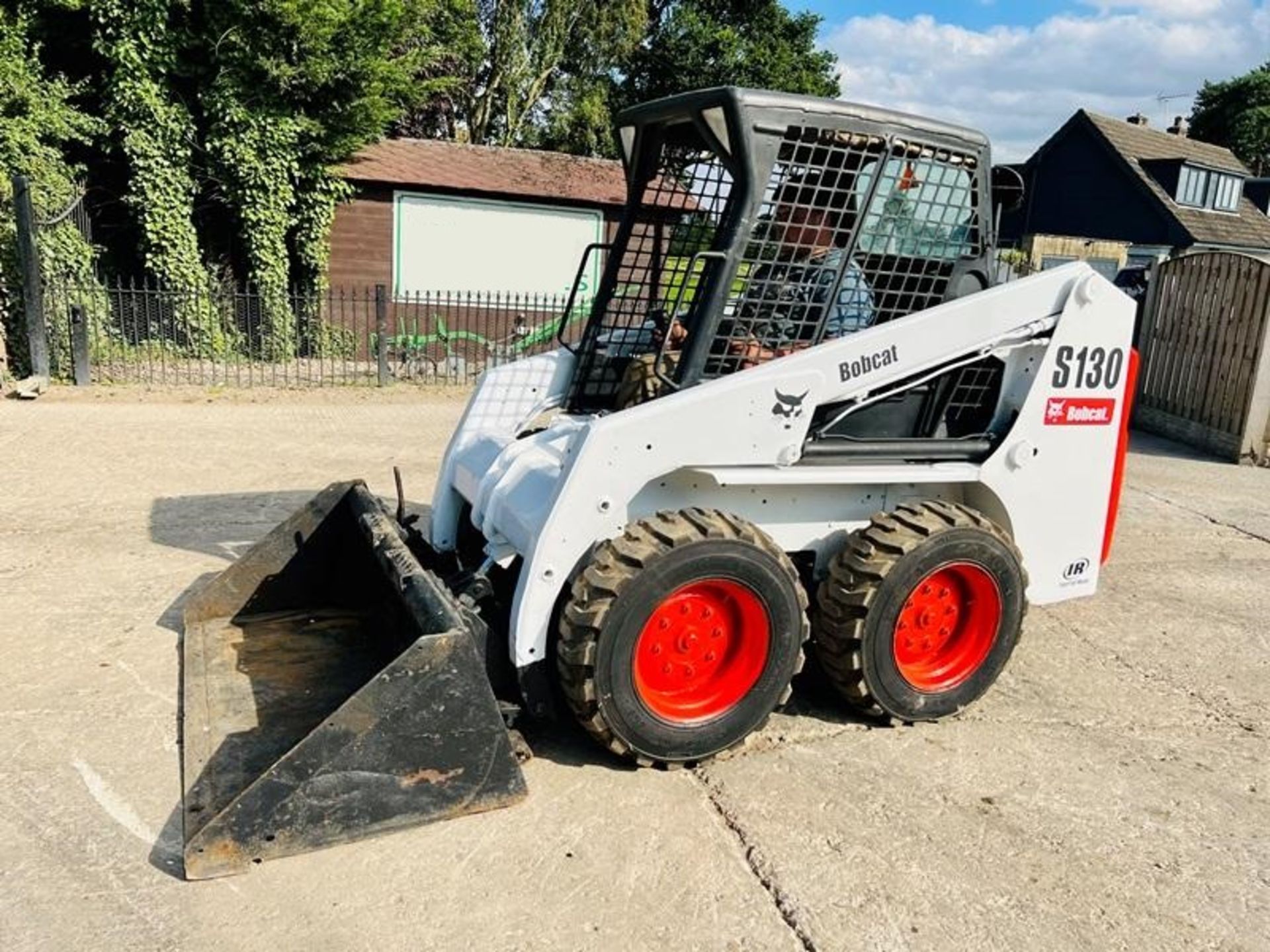 BOBCAT S130 4WD SKIDSTEER *3348 HOURS* C/W BUCKET