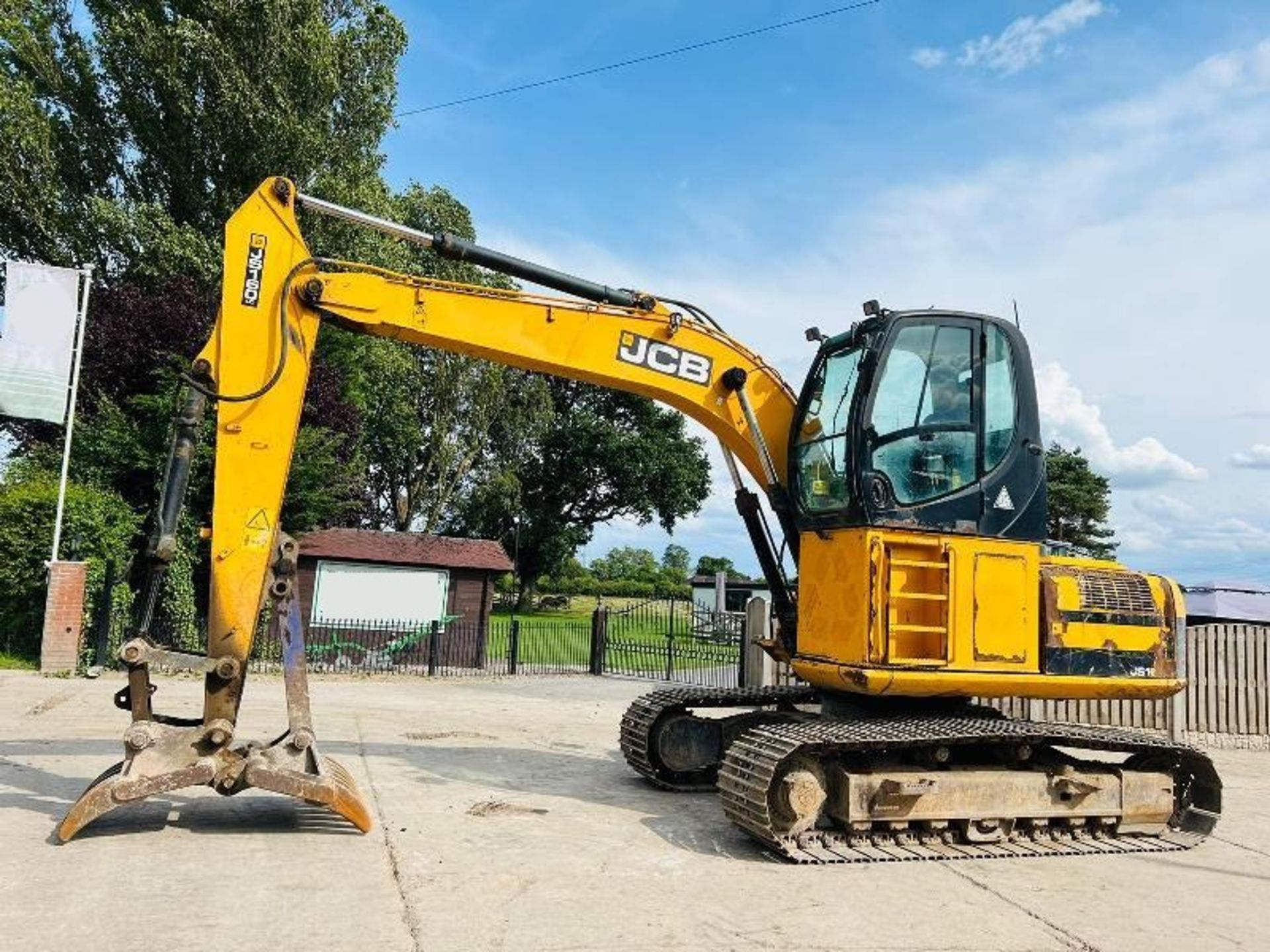 JCB JS160 HIGH RISED CABIN TRACKED EXCAVATOR C/W G